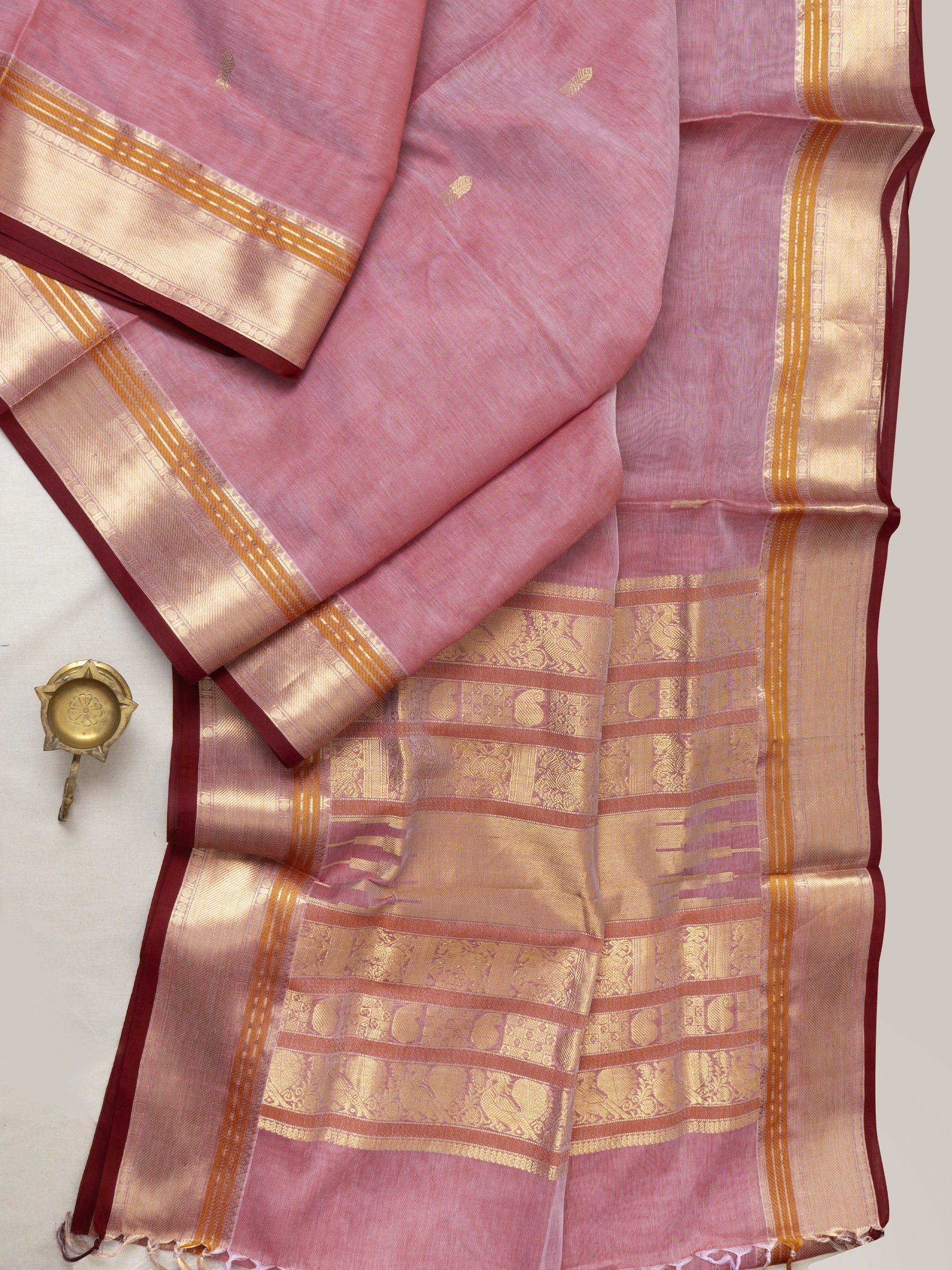 Pastel pink fish Butta : Silk Cotton