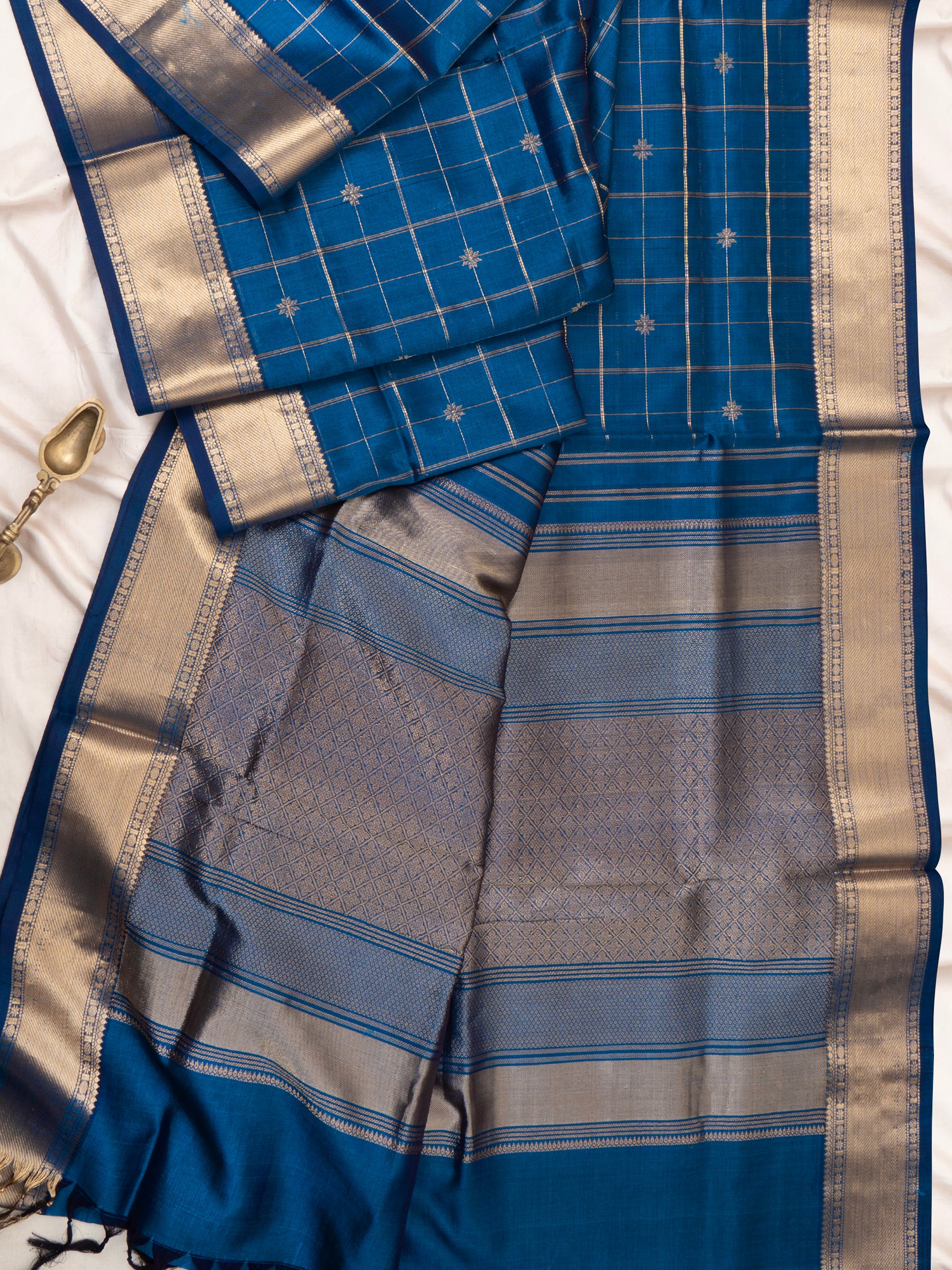 Teal blue kattam star butta / Silk Cotton Saree CLSA9736