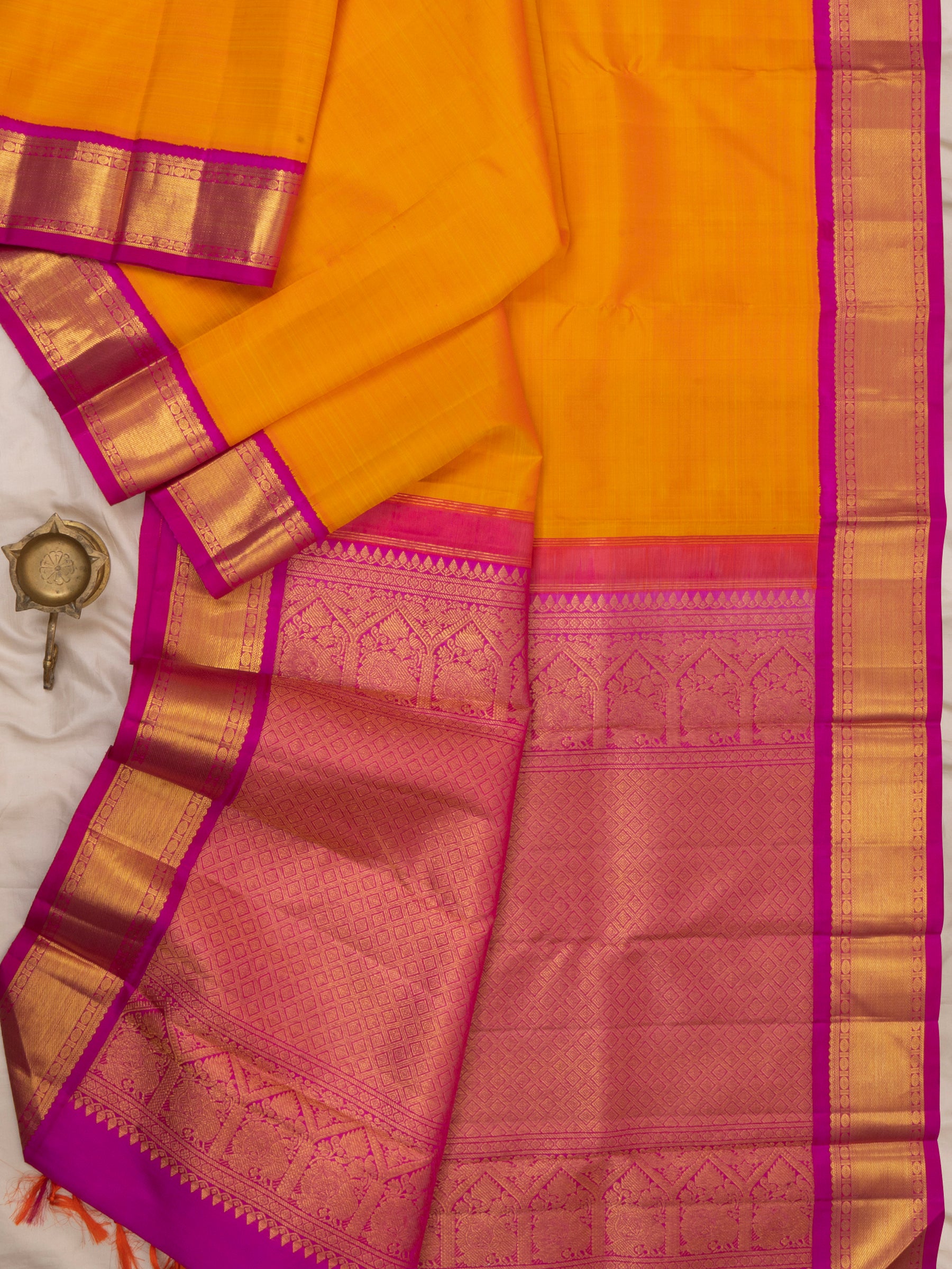Mango yellow with pink / Arani Silk Saree CLSA6689