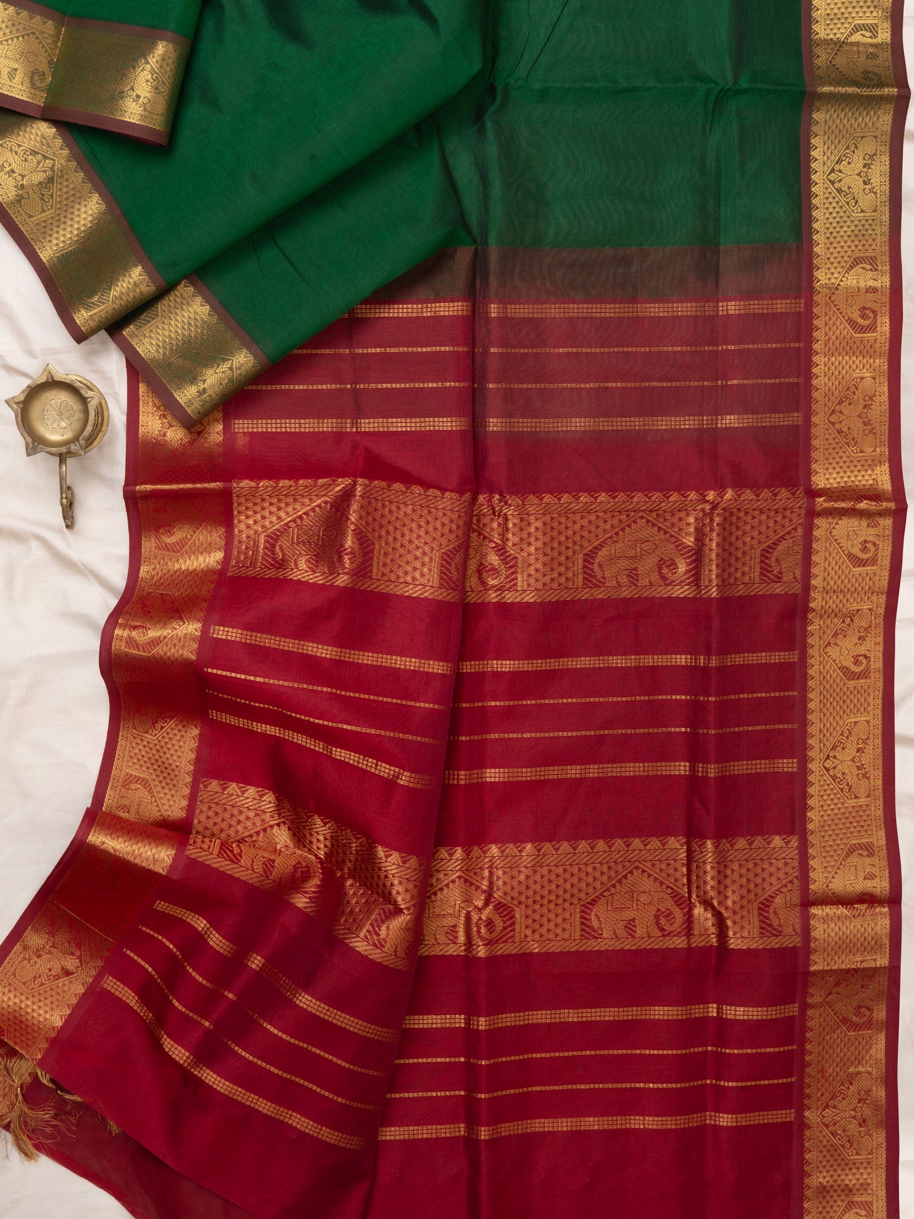 Green and araku / Silk Cotton Saree CLSA6041