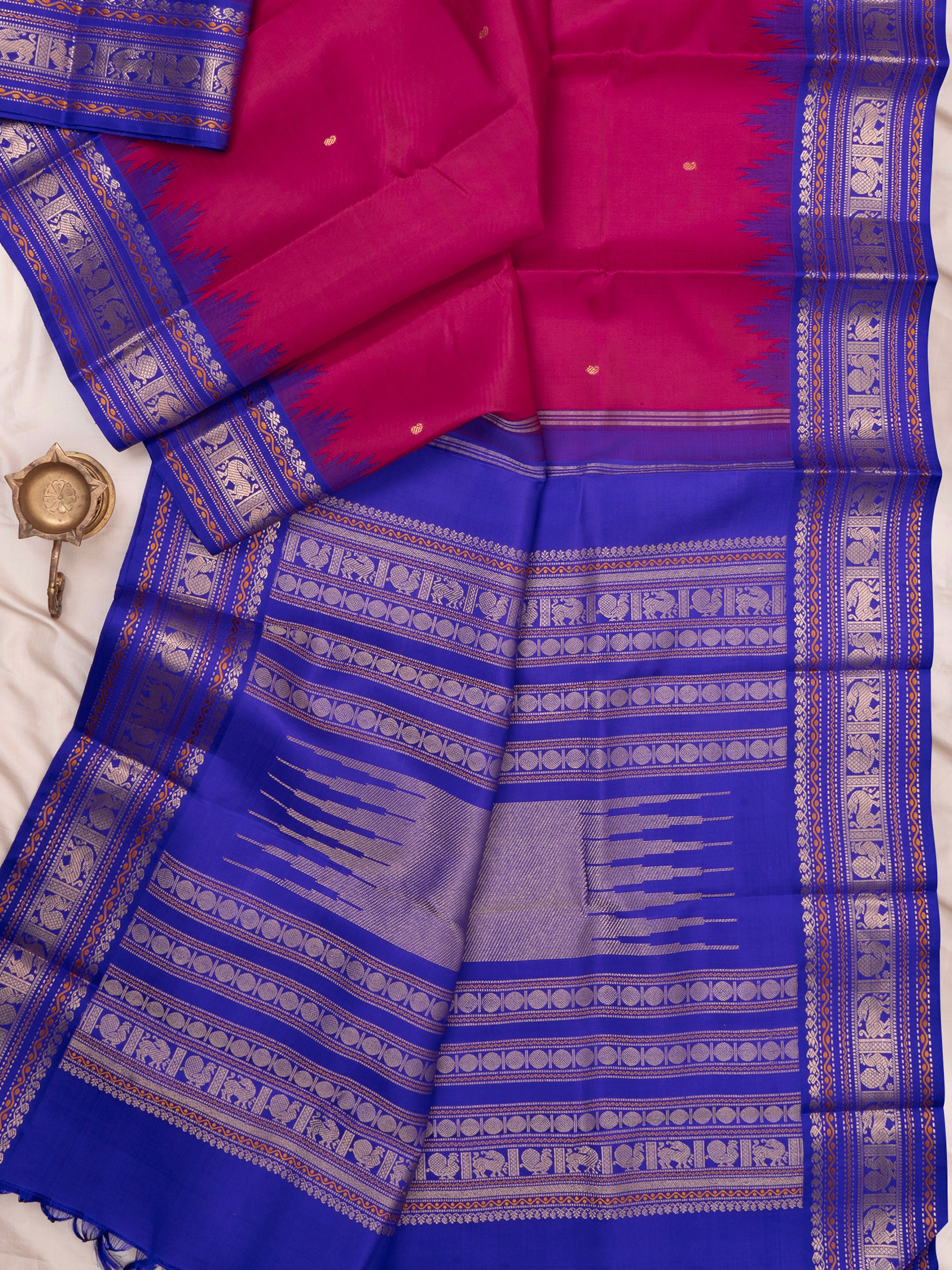 Deep pink and ink blue korvai / special edition kanjipuram silk CLSA6952