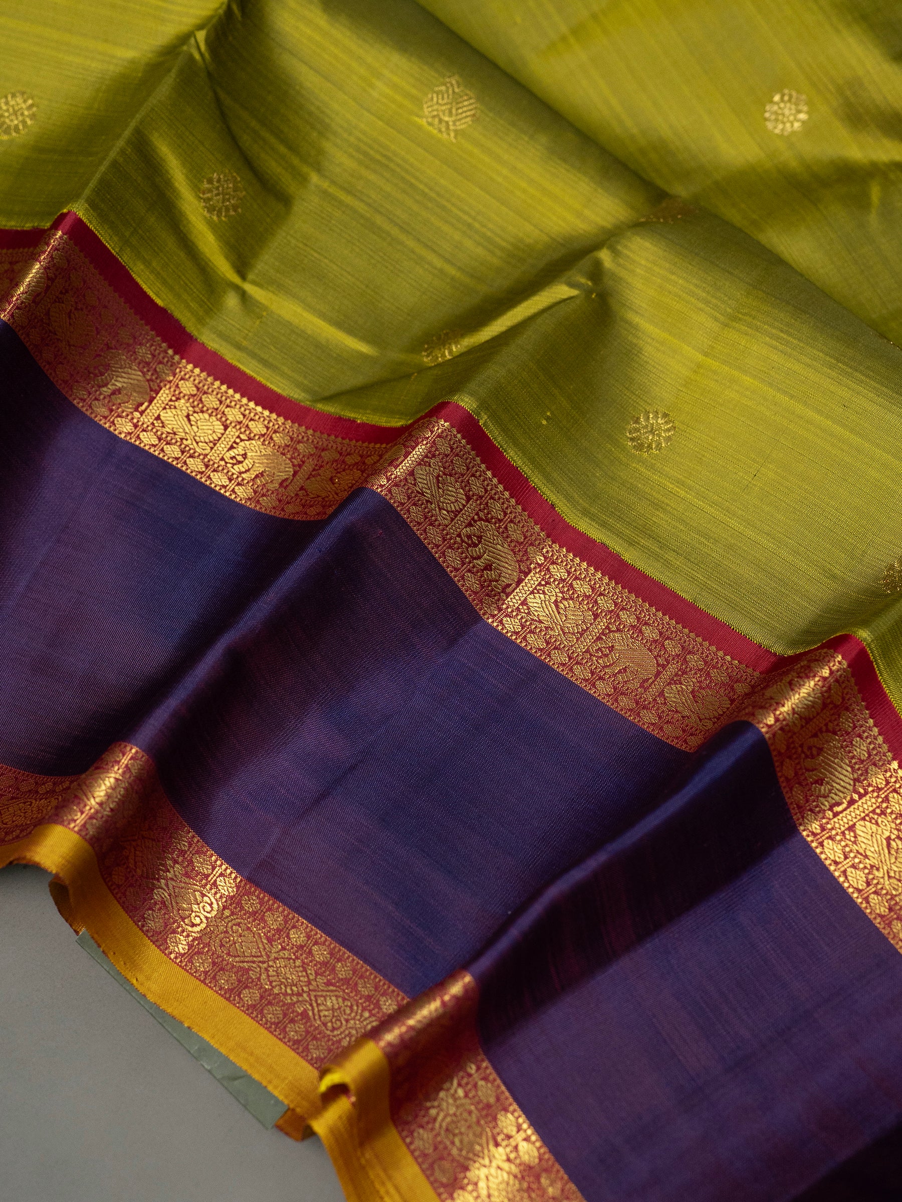 Vintage green retta pet Kanjipuram Silk Saree CLSA10616