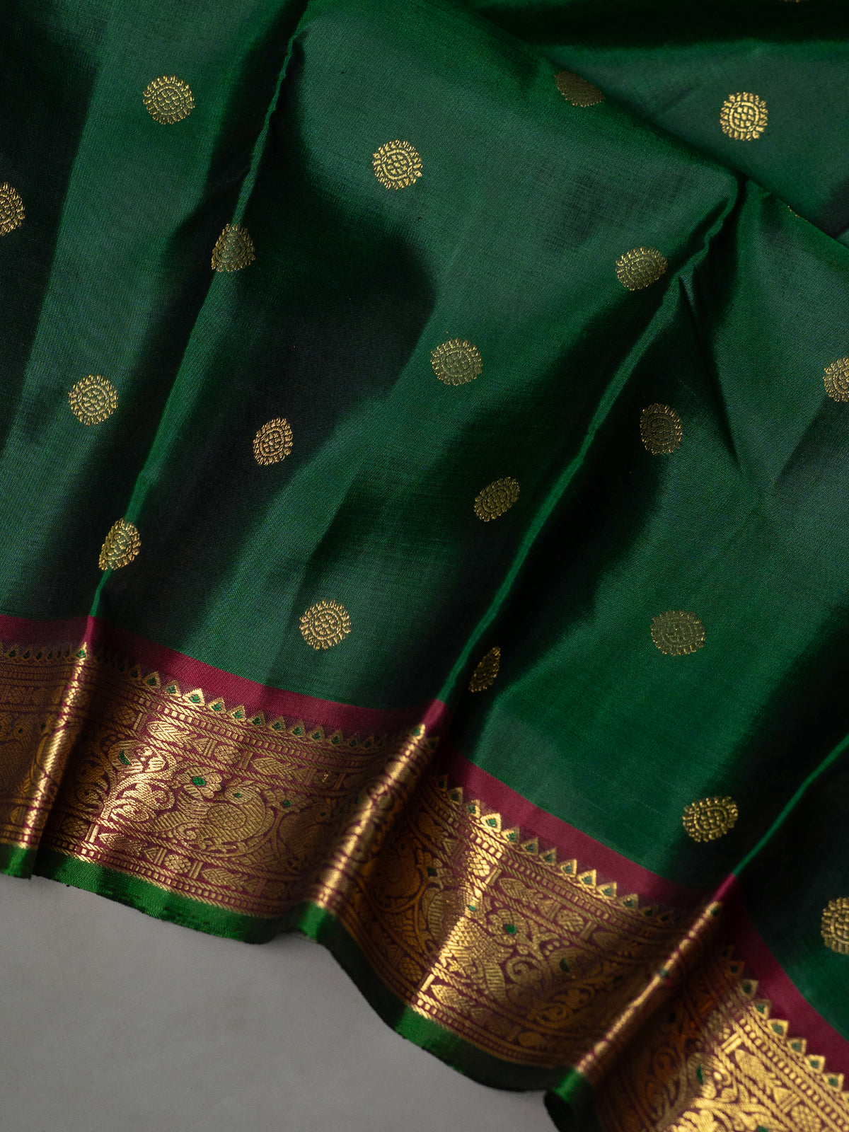 Green with butta pure Zari /Kanjipuram Silk Saree CLSA11994