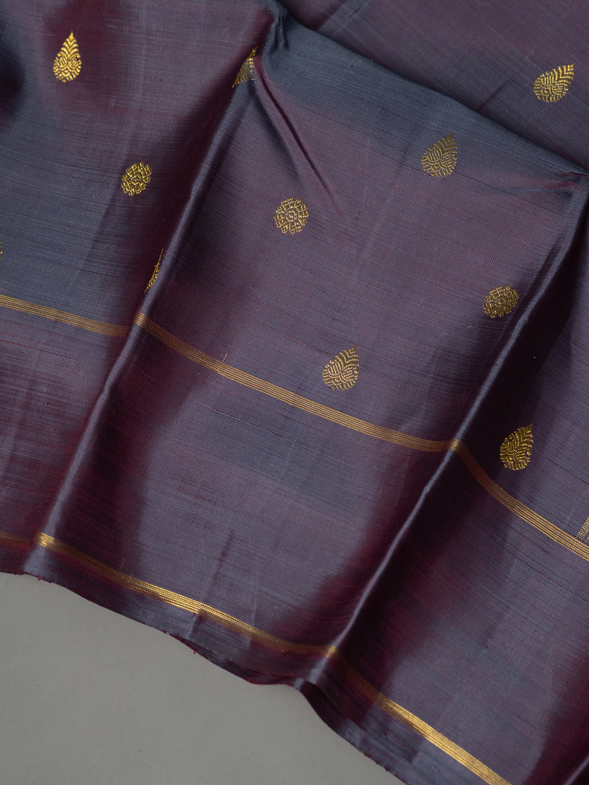 Double tone colour Kanjipuram Silk Saree CLSA9994