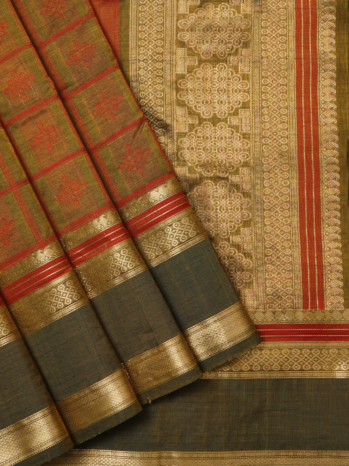 Green shot rust kolam butta /Silk Cotton