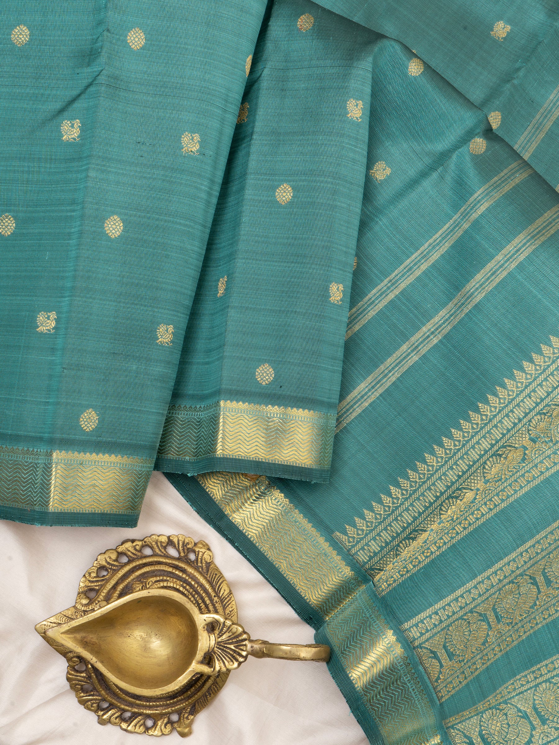 Teal shot sea green / Kanjivaram Silk Saree CLSA6344