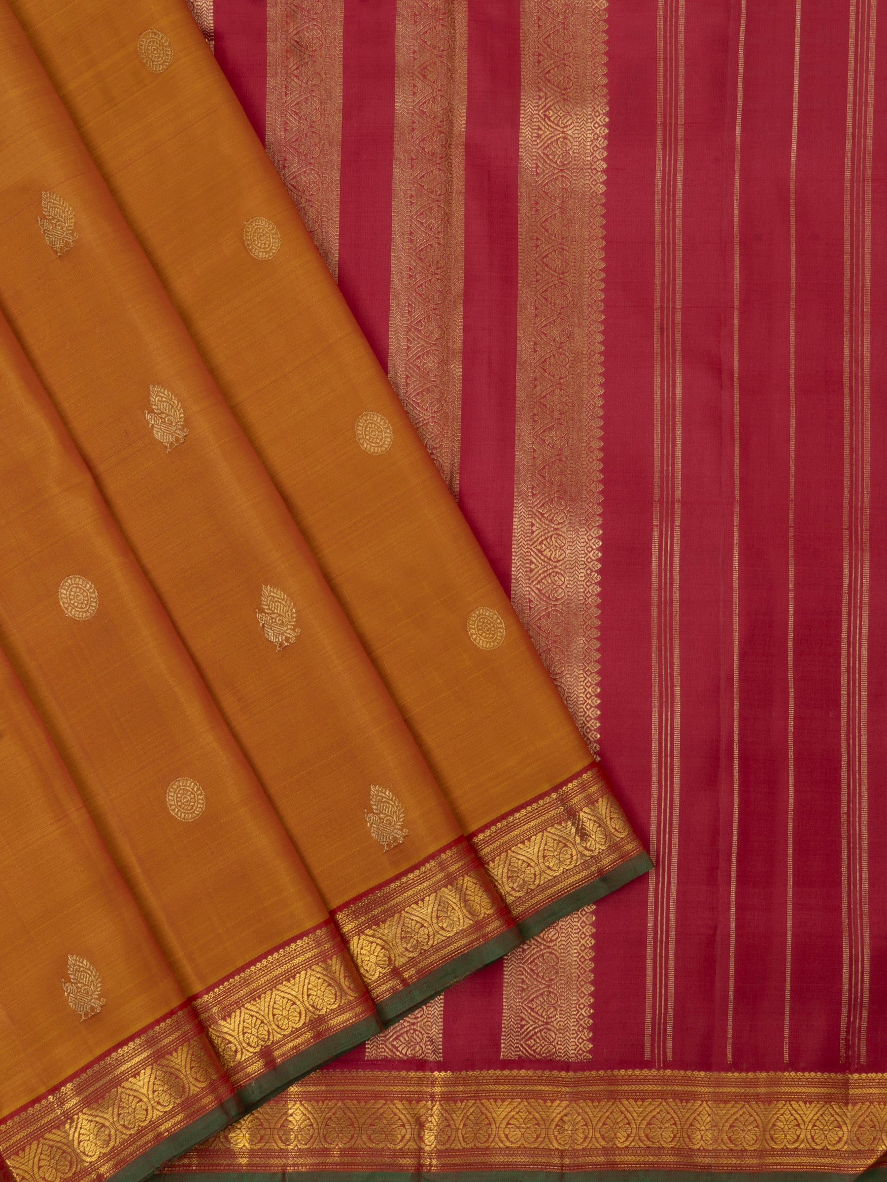 Simha and red small border/ Kanjivaram Silk Saree CLSA6368
