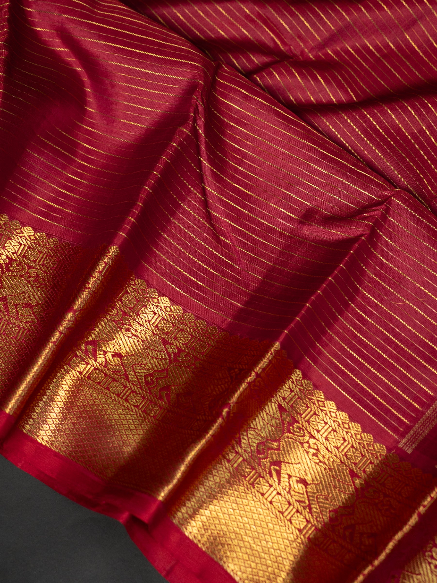 Vintage araku veldhari Kanjipuram Silk Saree CLSA6369