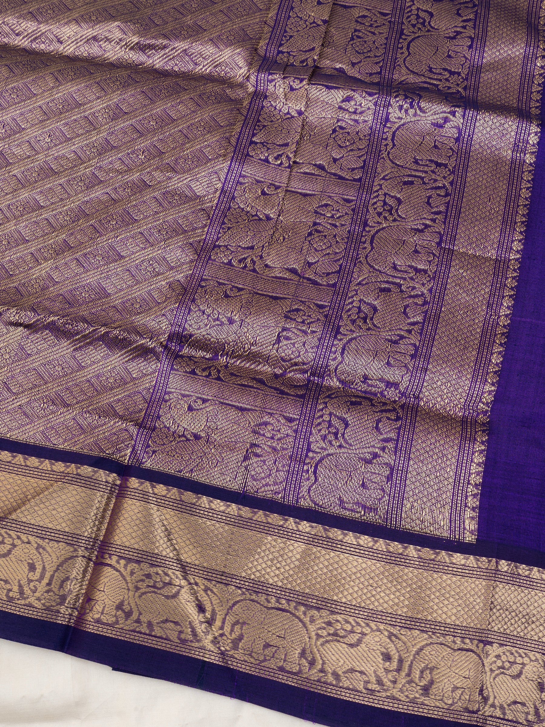 Violet komatha and annam bettu butta/ Silk Cotton Saree CLSA6820