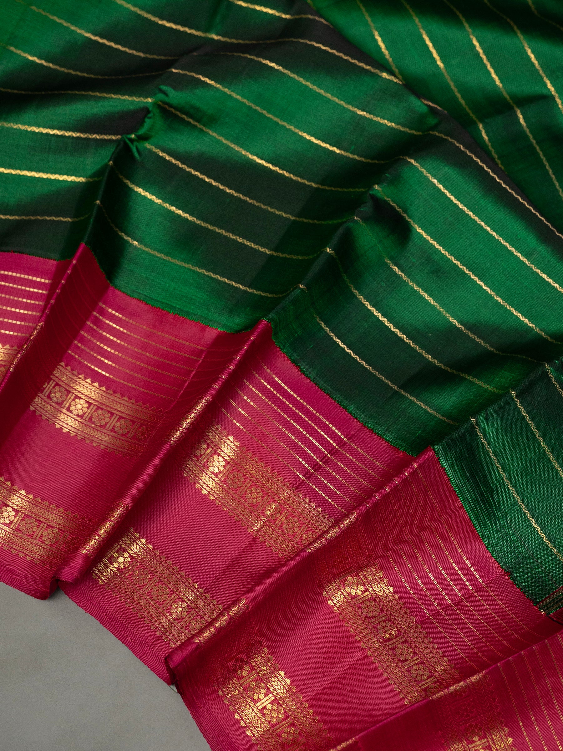 Vintage veldhari korvai Kanjipuram Silk Saree CLSA7024