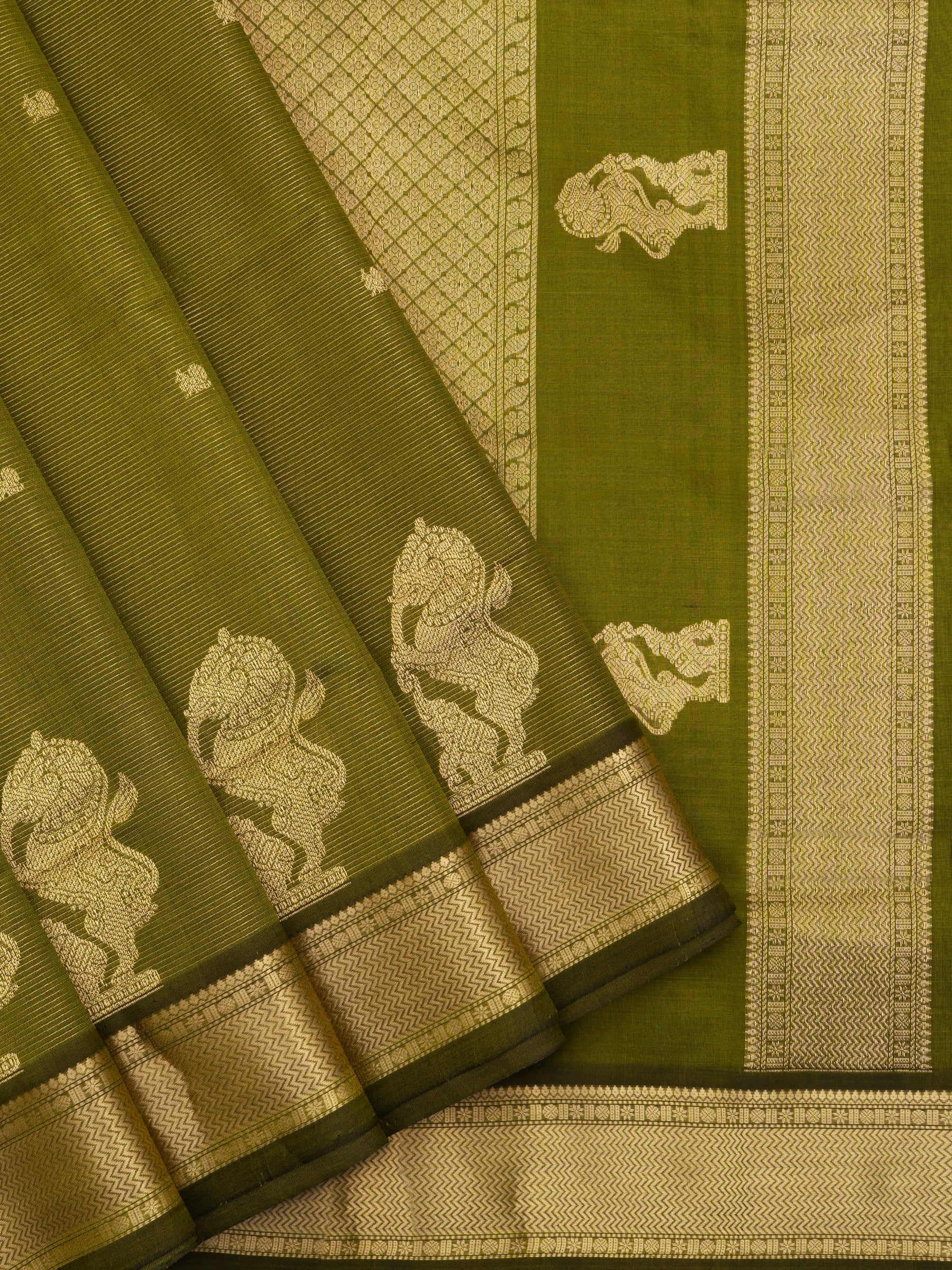 Leaf green yazhli bettu butta/ Premium Silk Cotton Saree CLSA7130