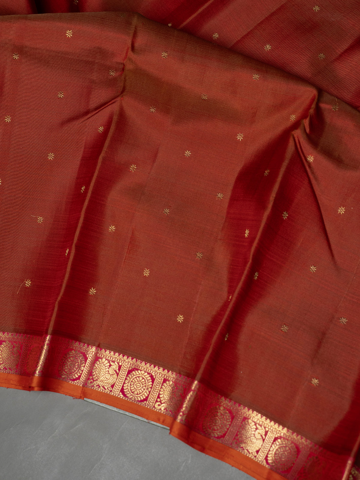 Manthulir small pet pure Kanjipuram Silk Saree CLSA7603