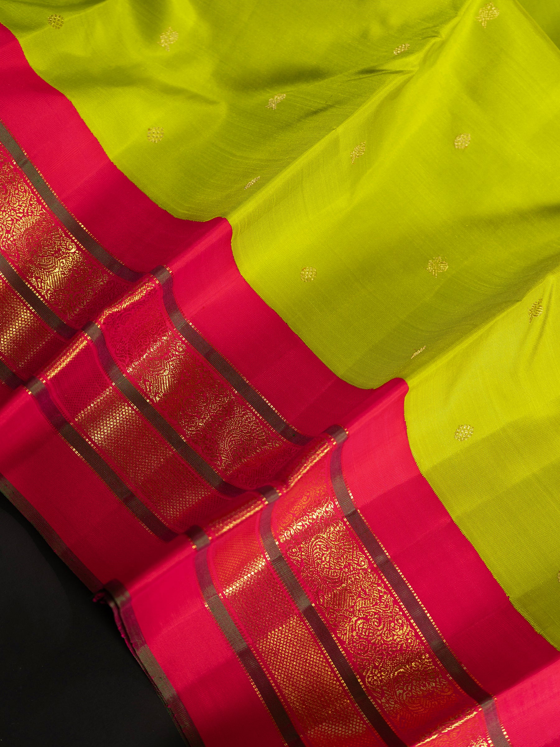 Green and pink varisapet border kai korvai / Kanjipuram silk Saree CLSA7750