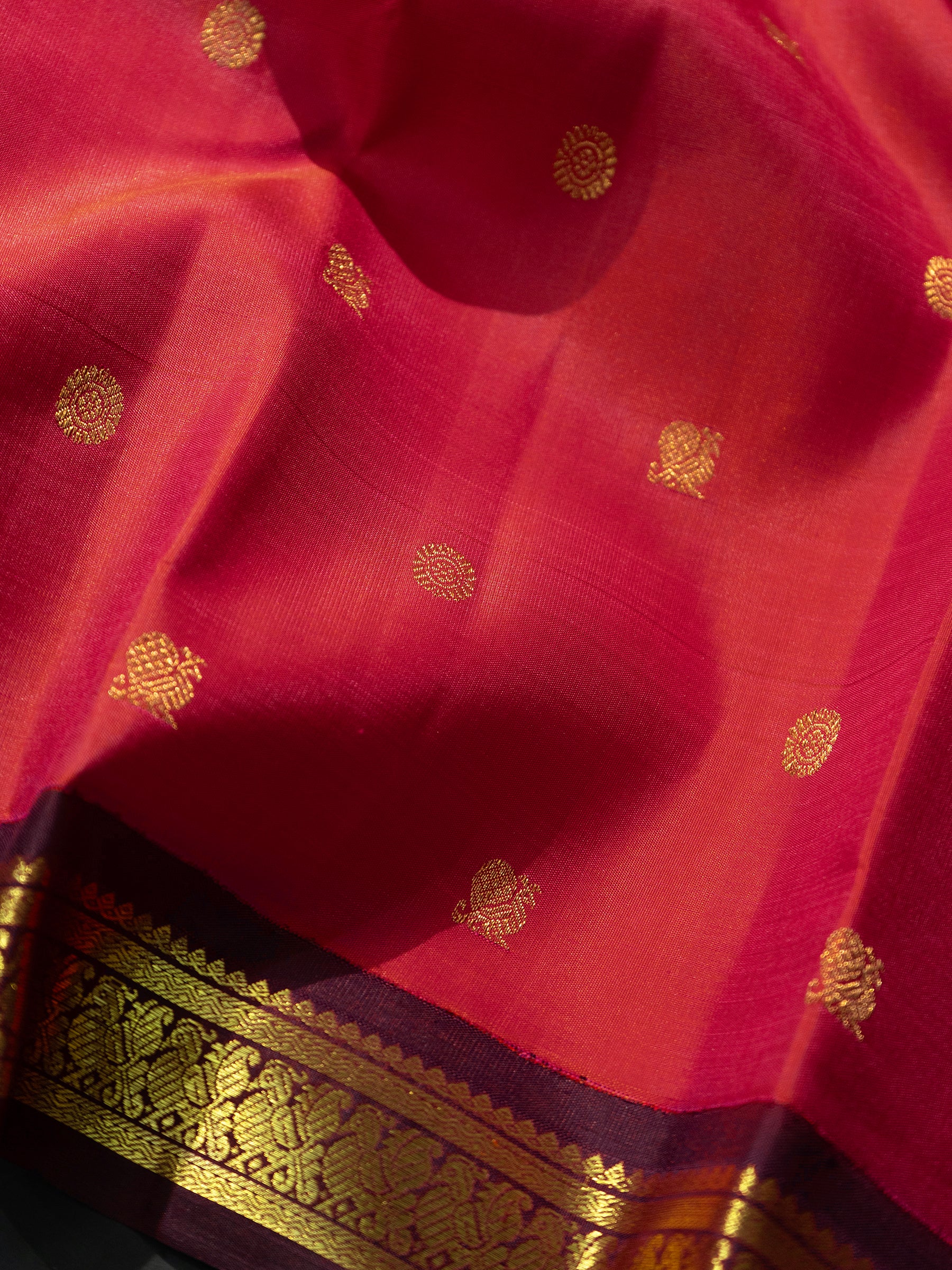 Rustic and paaku small border kai korvai - meenakari pallu/ Kanjipuram Silk Saree CLSA8172