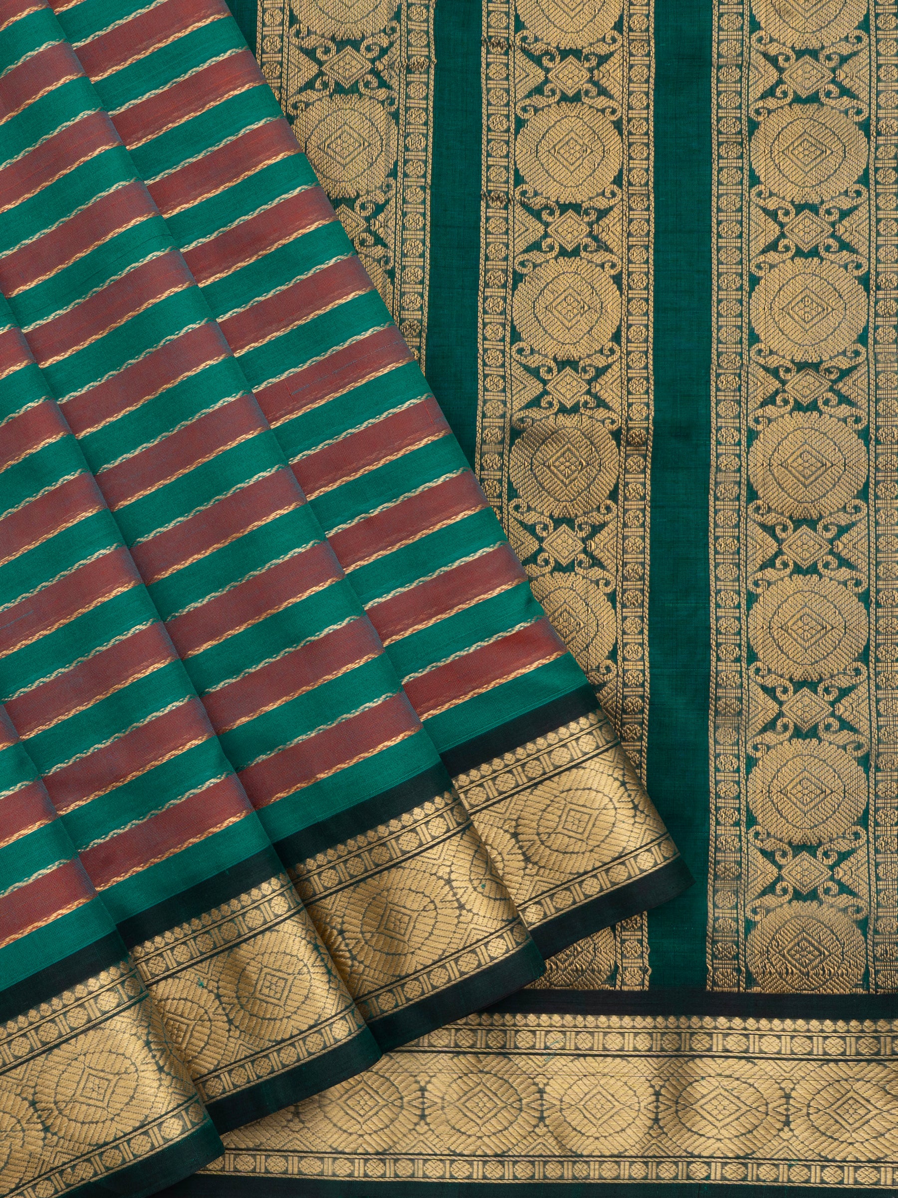 Vintage veldhari/ Silk Cotton Saree CLSA8340
