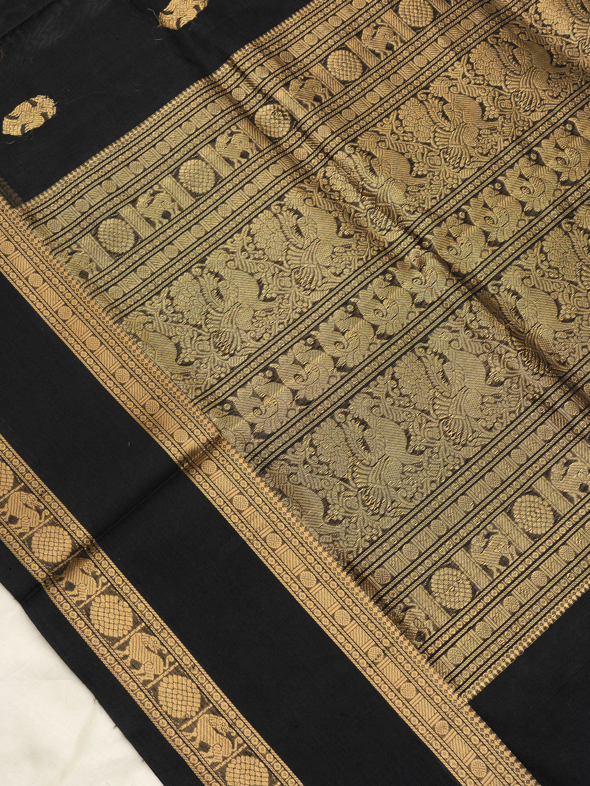 Black body lotus and irutalaipakshi butta/Silk Cotton Saree CLSA9539
