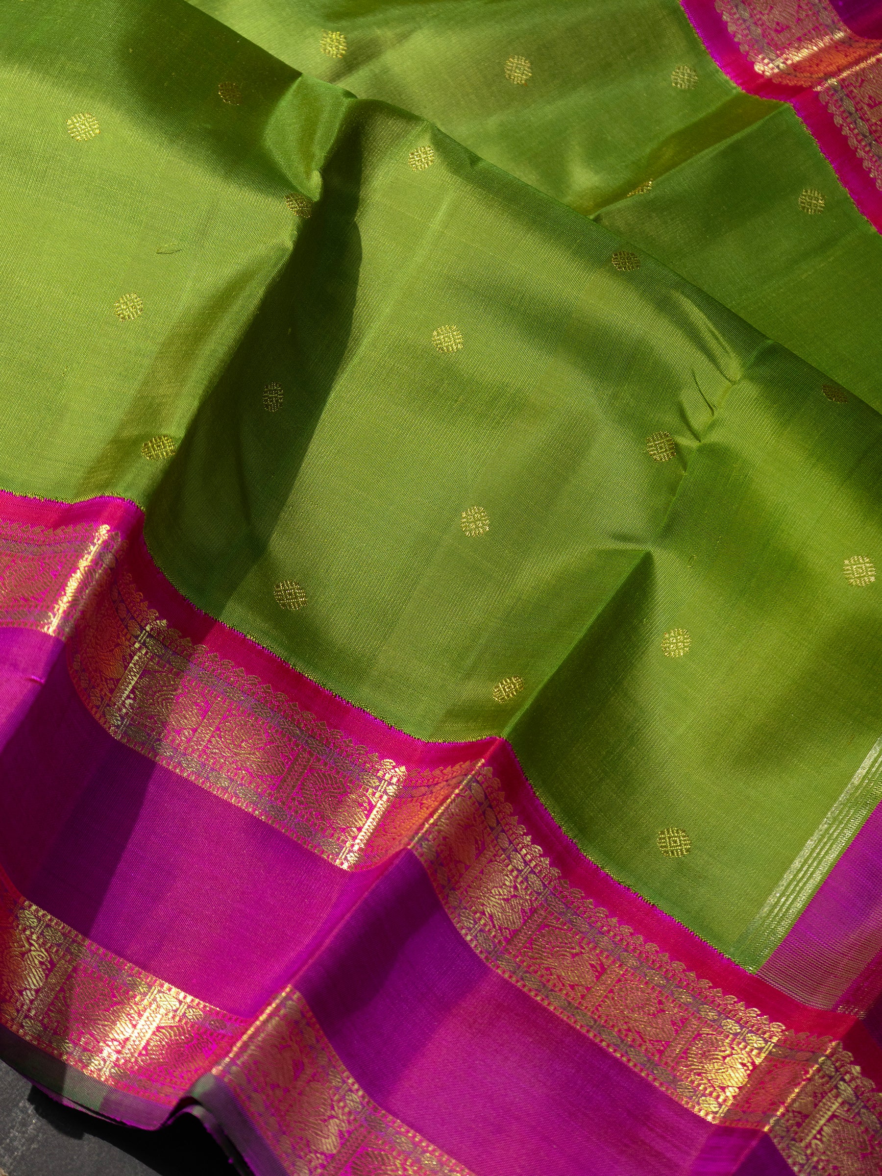 Parrot green retta pet / Kanjivaram Saree CLSA8060