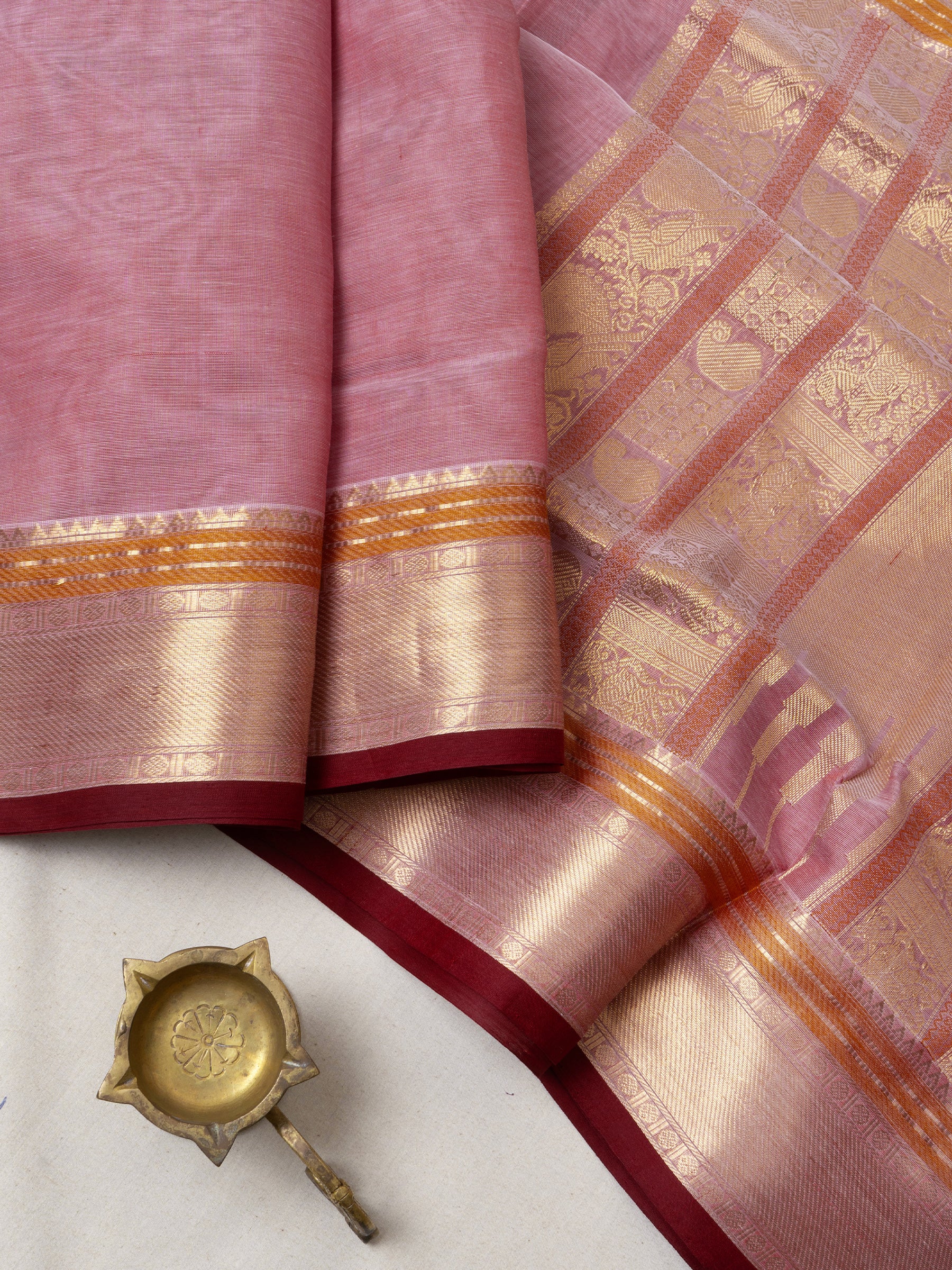 Pastel pink fish Butta : Silk Cotton