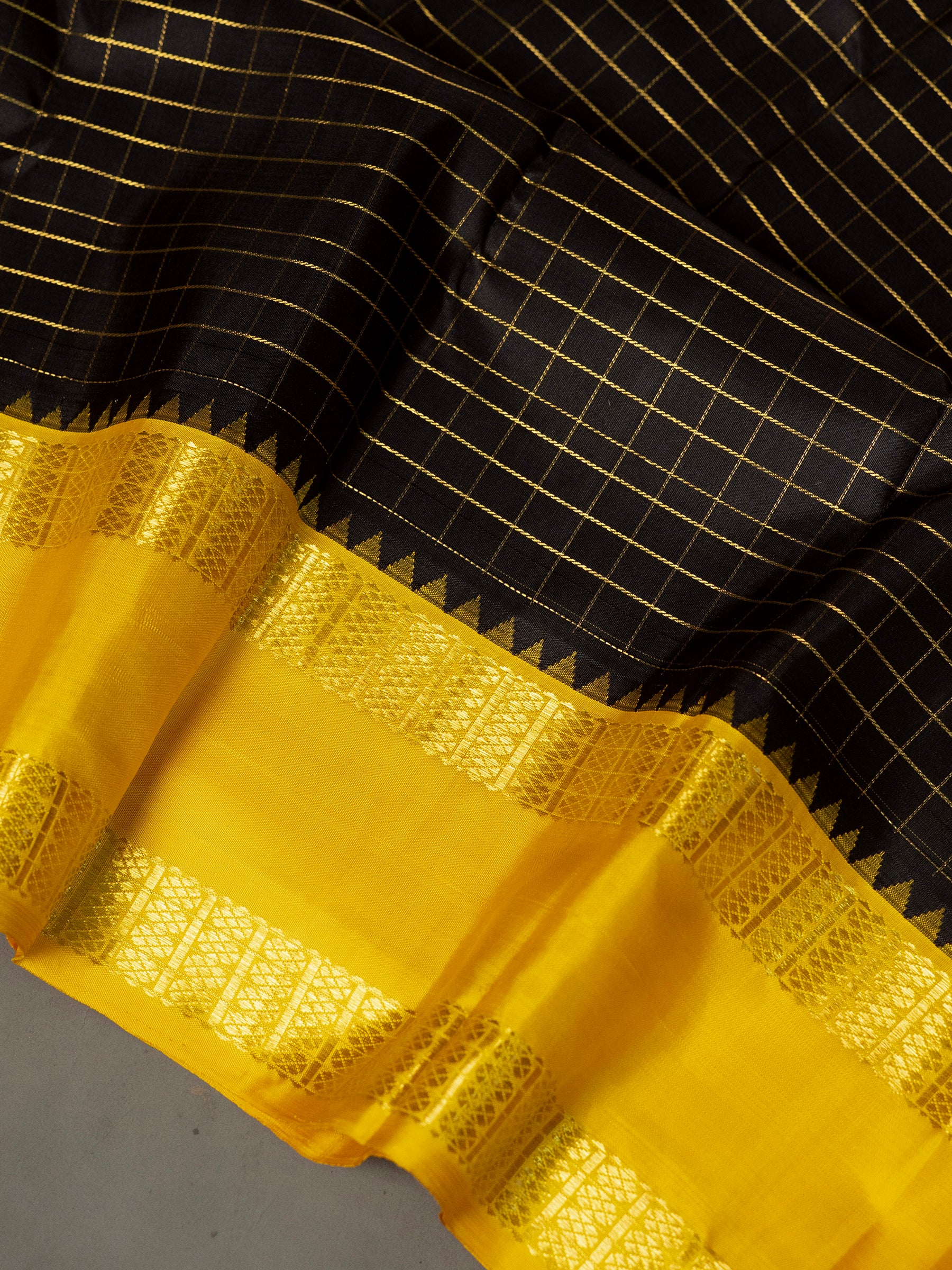 Vintage table Palla Korvai / Kanjipuram Silk Saree CLSA11600
