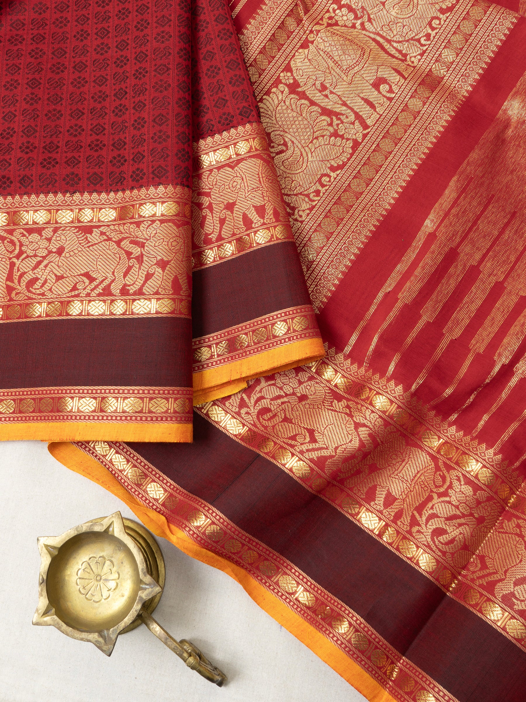 Deep red lakshambutta/ Kanchi Cotton CLSA2038