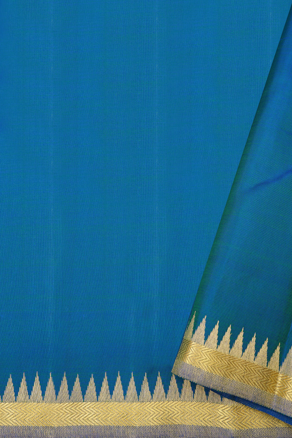 Mayilkazhuthu 8 kol temple and veldhari/ kanjipuram silk