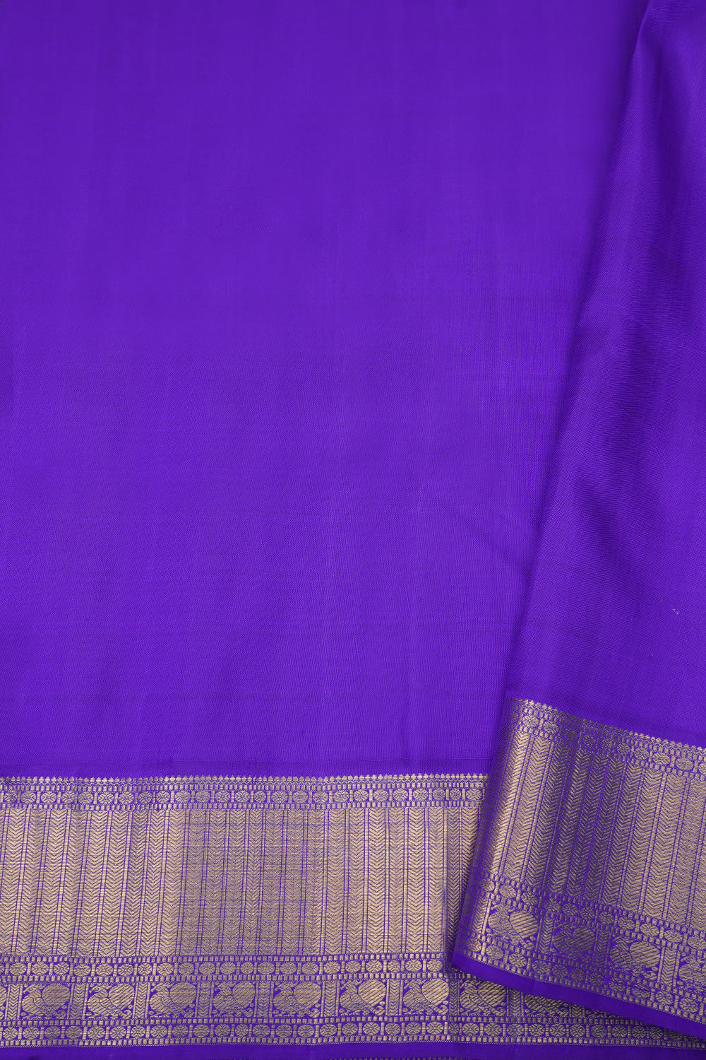 Creme zari kattam korvai / kanjipuram silk