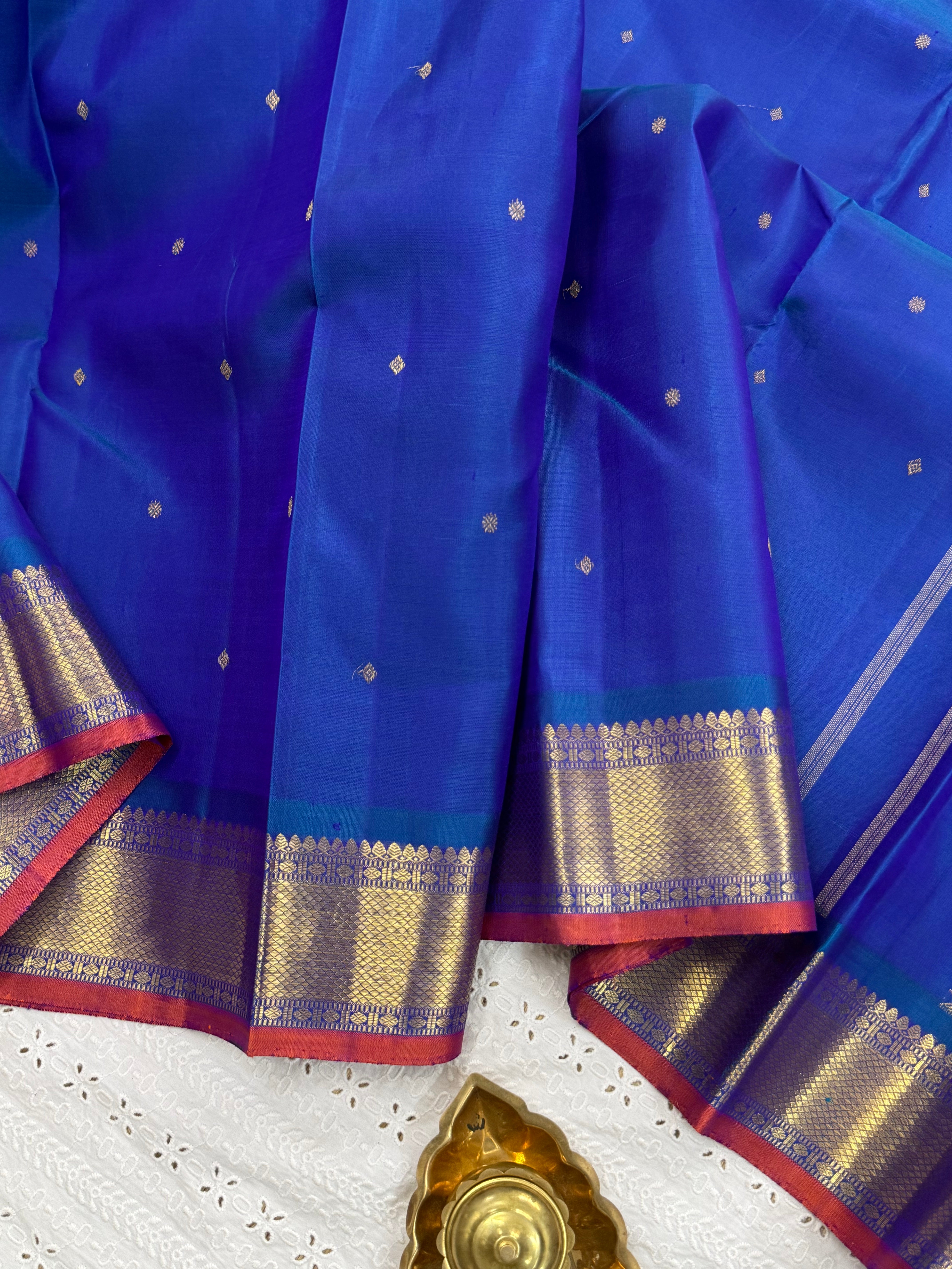 MAYILKAZHUTHU GETTI BORDER/KANJIPURAM SILK SAREE CLSA5680