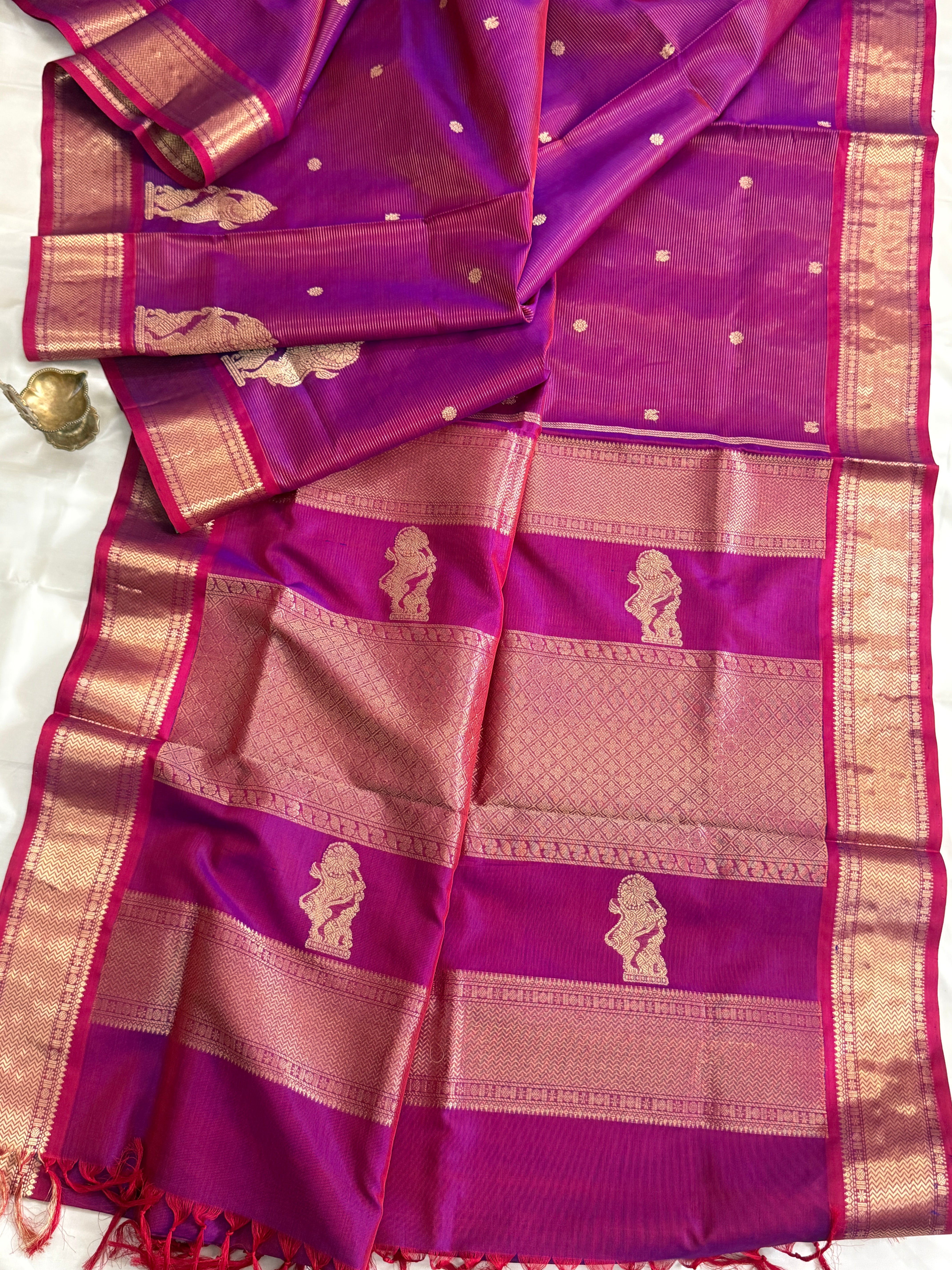 Vadamalli shot pink yazhli Butta on border/ CLSA11478