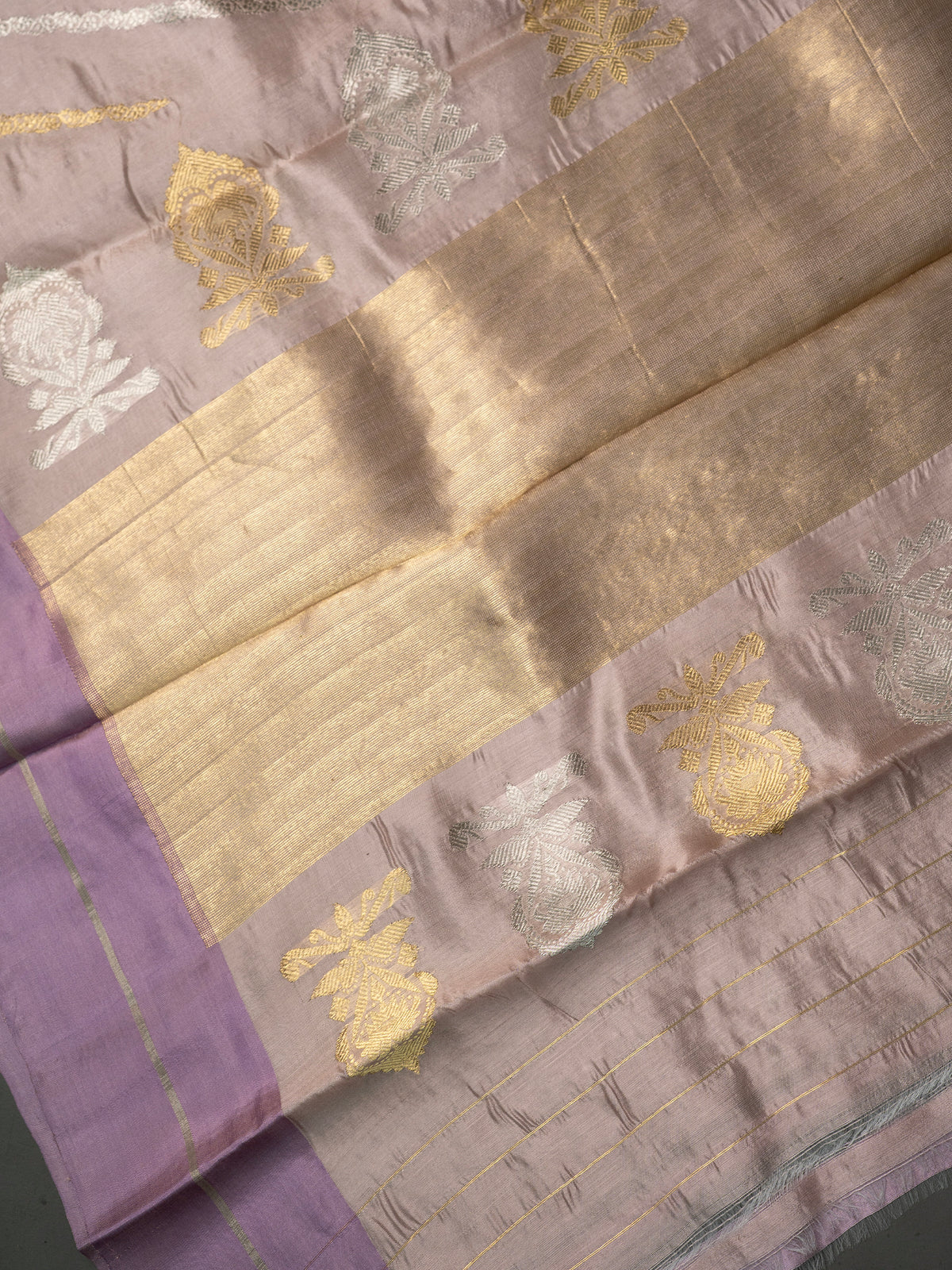 Master piece blush pink and lavender gold & silver lehariya pattern / Chanderi silk Saree CLSA10887