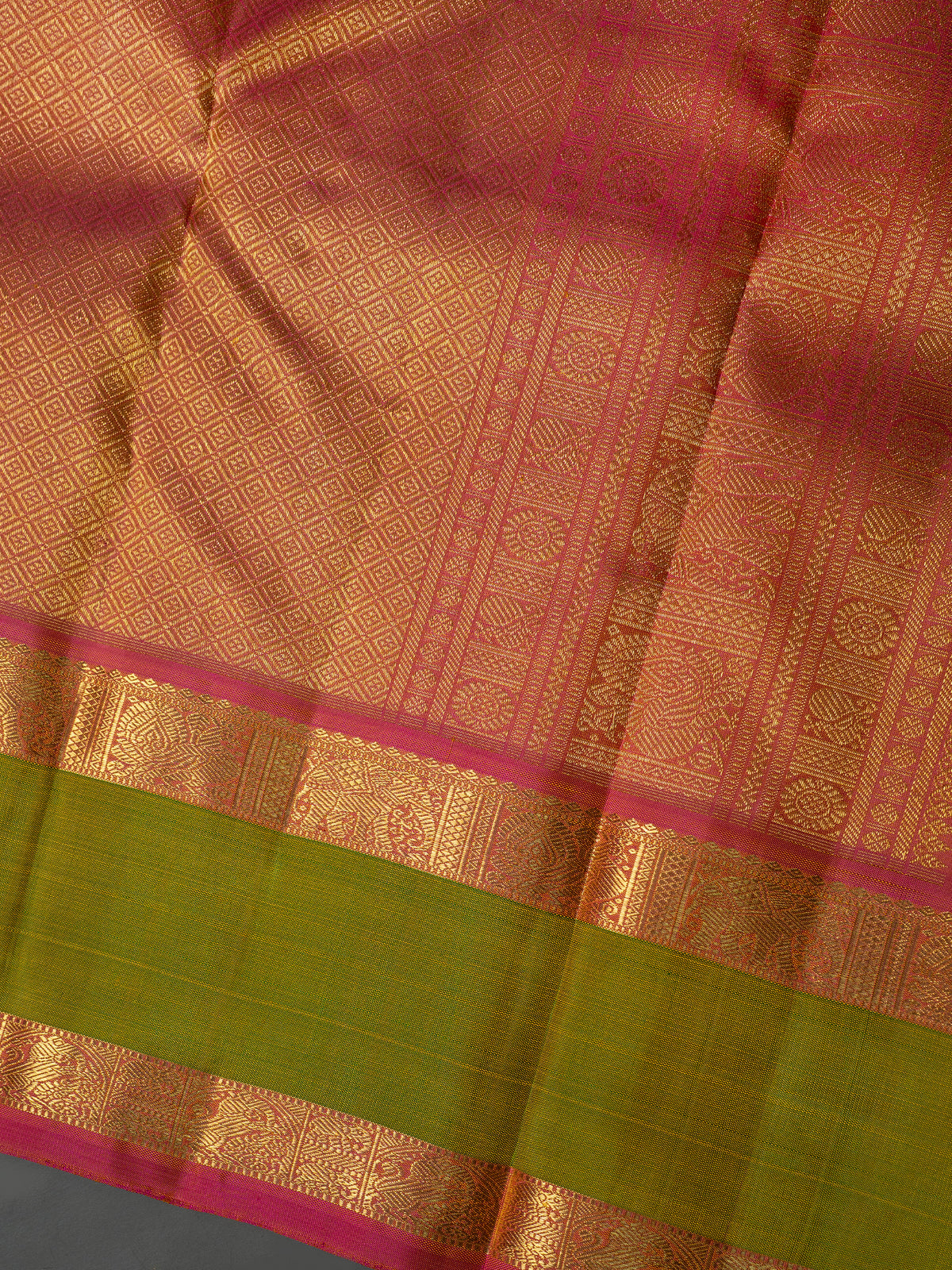 Yellow veldhari Kattam Pure Kanjipuram Silk Saree CLSA11345