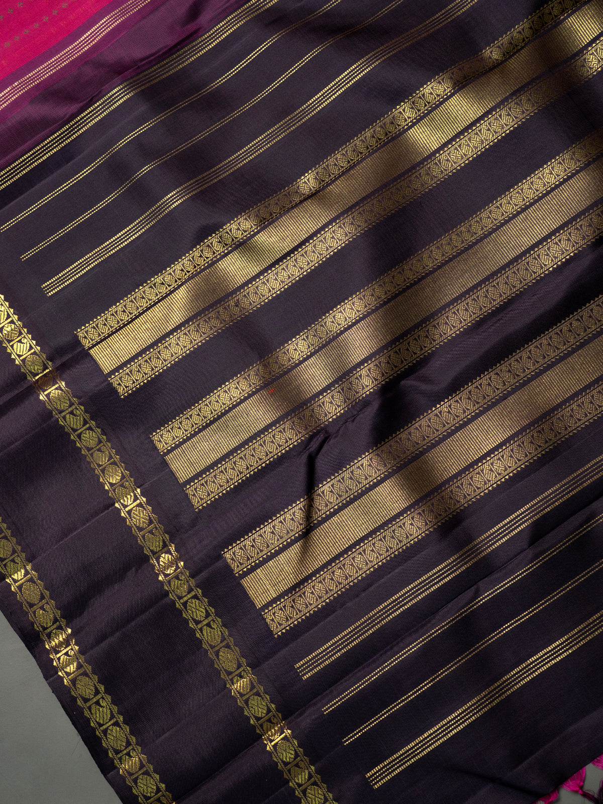 Vintage pink and deep jamun shade rettapet border kai korvai/ Kanjipuram Silk Saree CLSA11633
