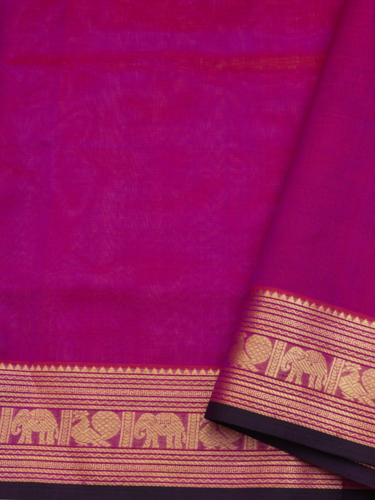 Magenta pink bettu butta/ Silk Cotton Saree CLSA11835