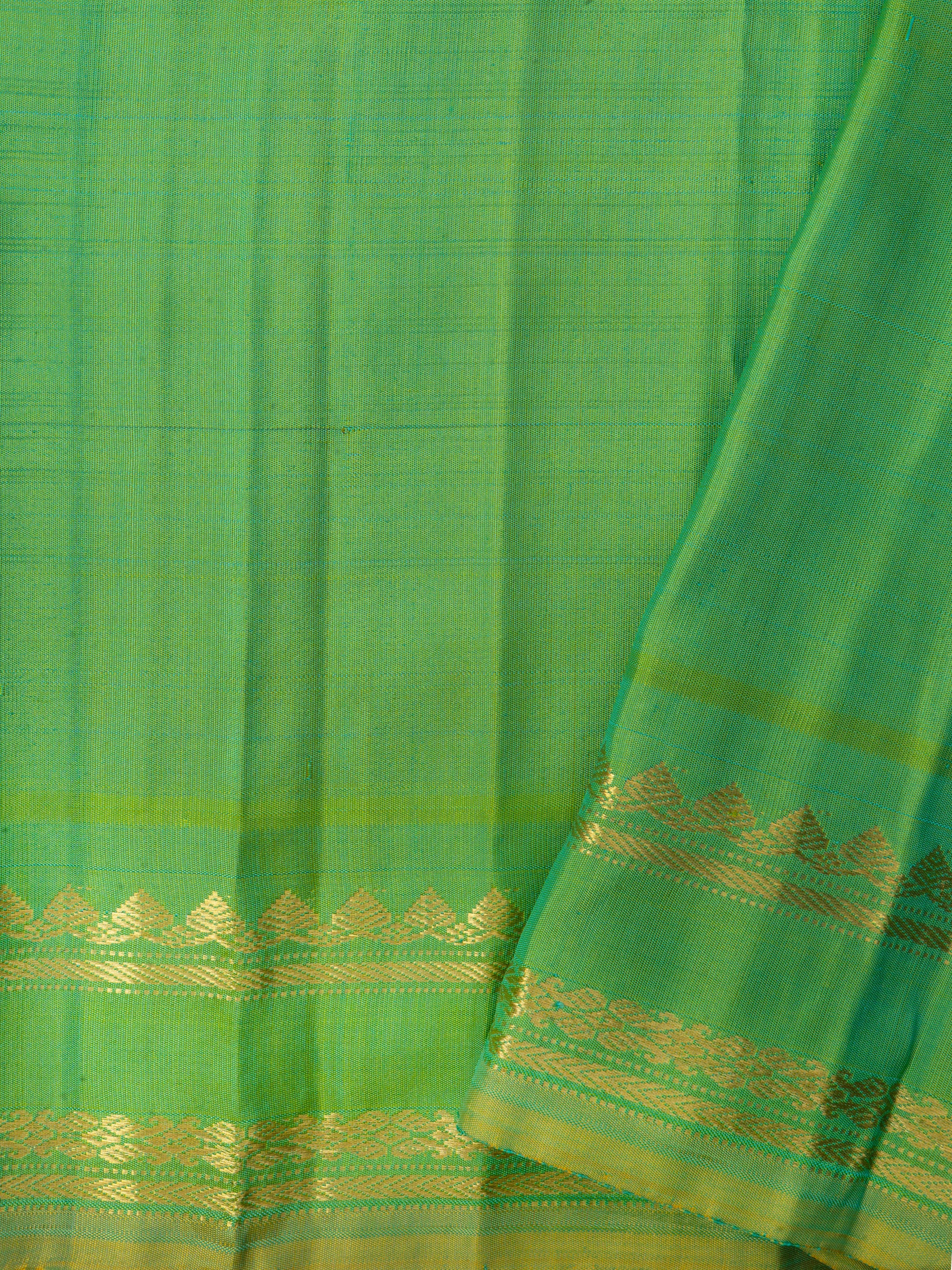 Peach checks and green / Gadwal Silk CLSA4121