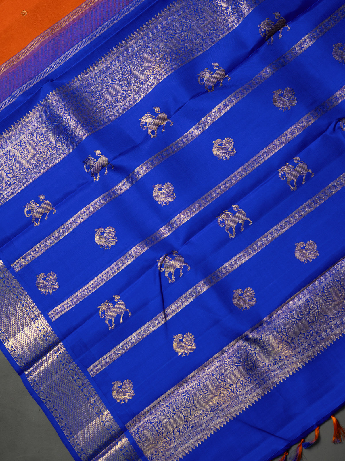 Orange and blue kai korvai unique pallu/ Kanjipuram Silk Saree CLSA4445