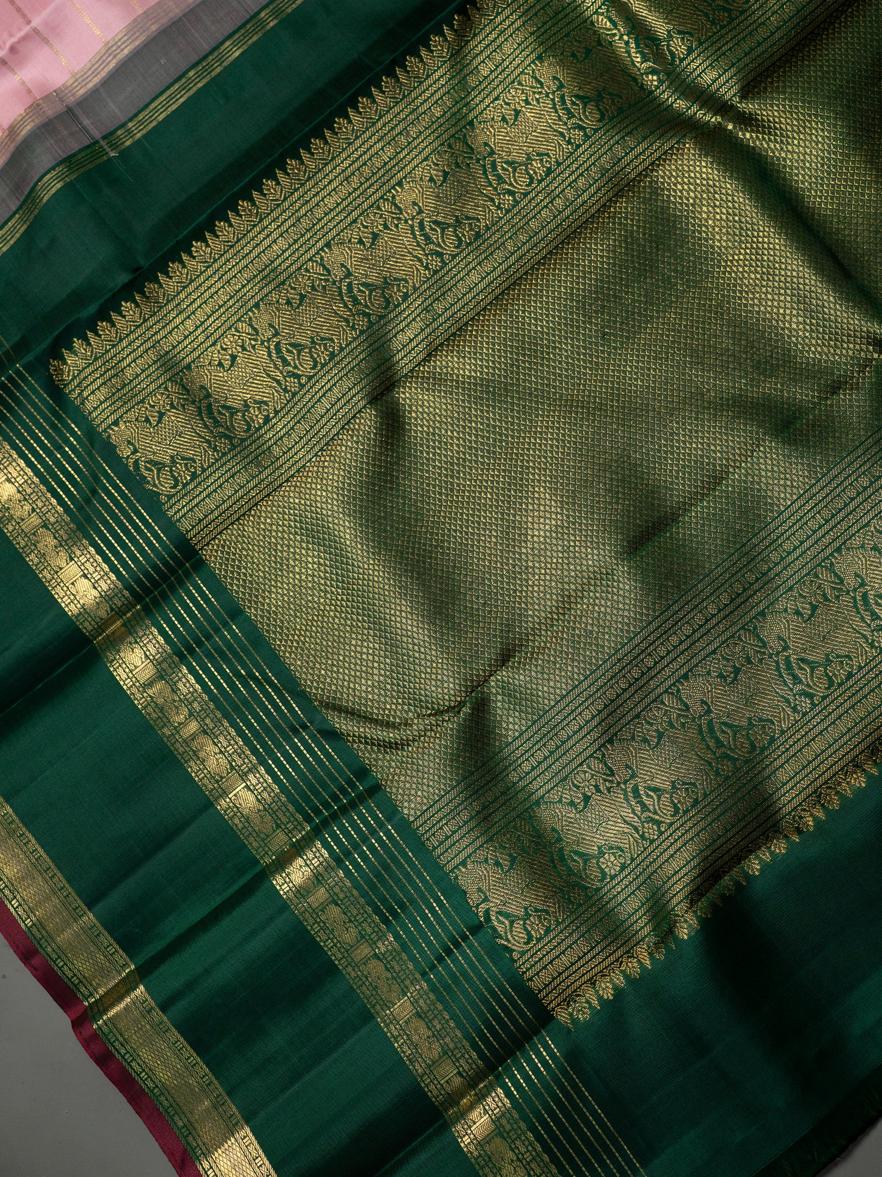 Vintage veldhari korvai Kanjipuram Silk Saree CLSA6154
