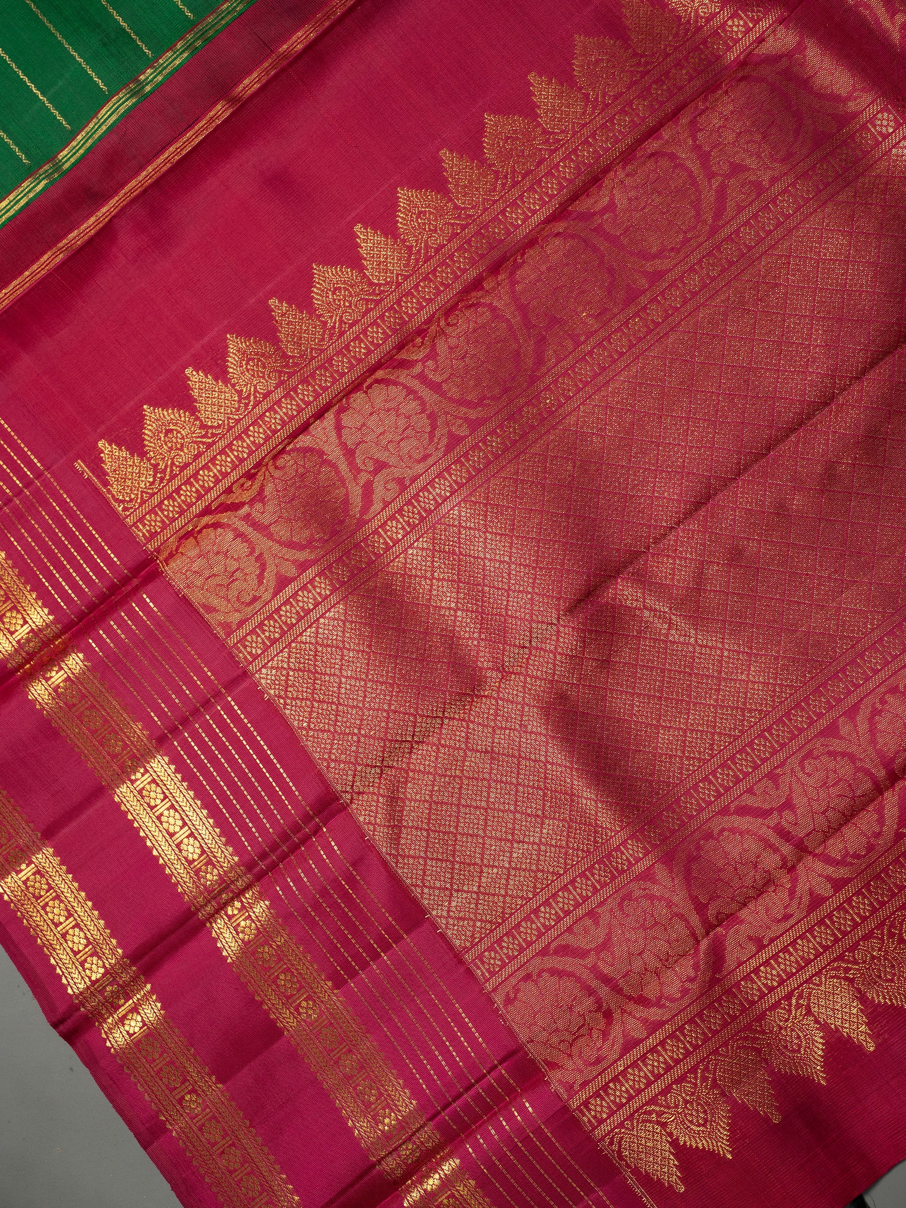Vintage veldhari korvai Kanjipuram Silk Saree CLSA7024