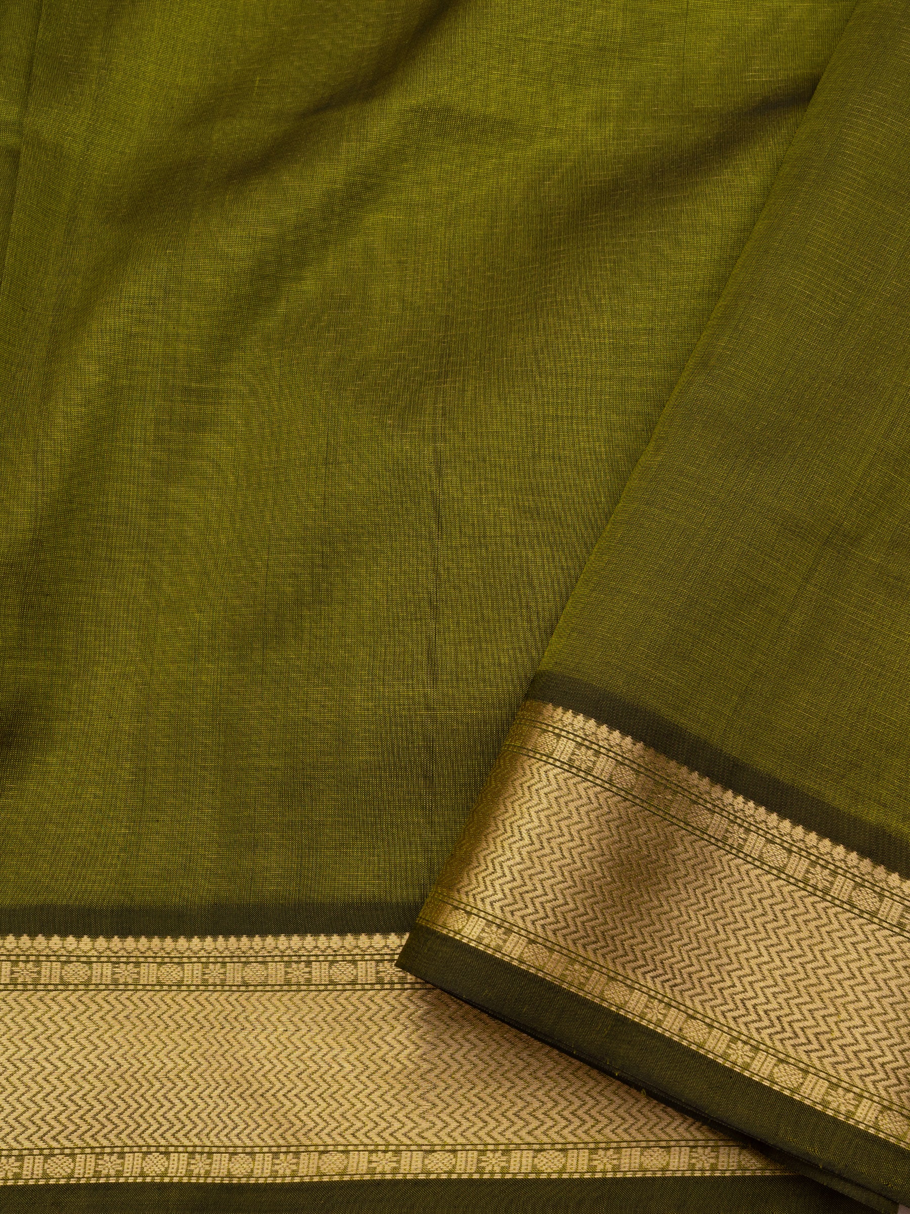 Leaf green yazhli bettu butta/ Premium Silk Cotton Saree CLSA7130
