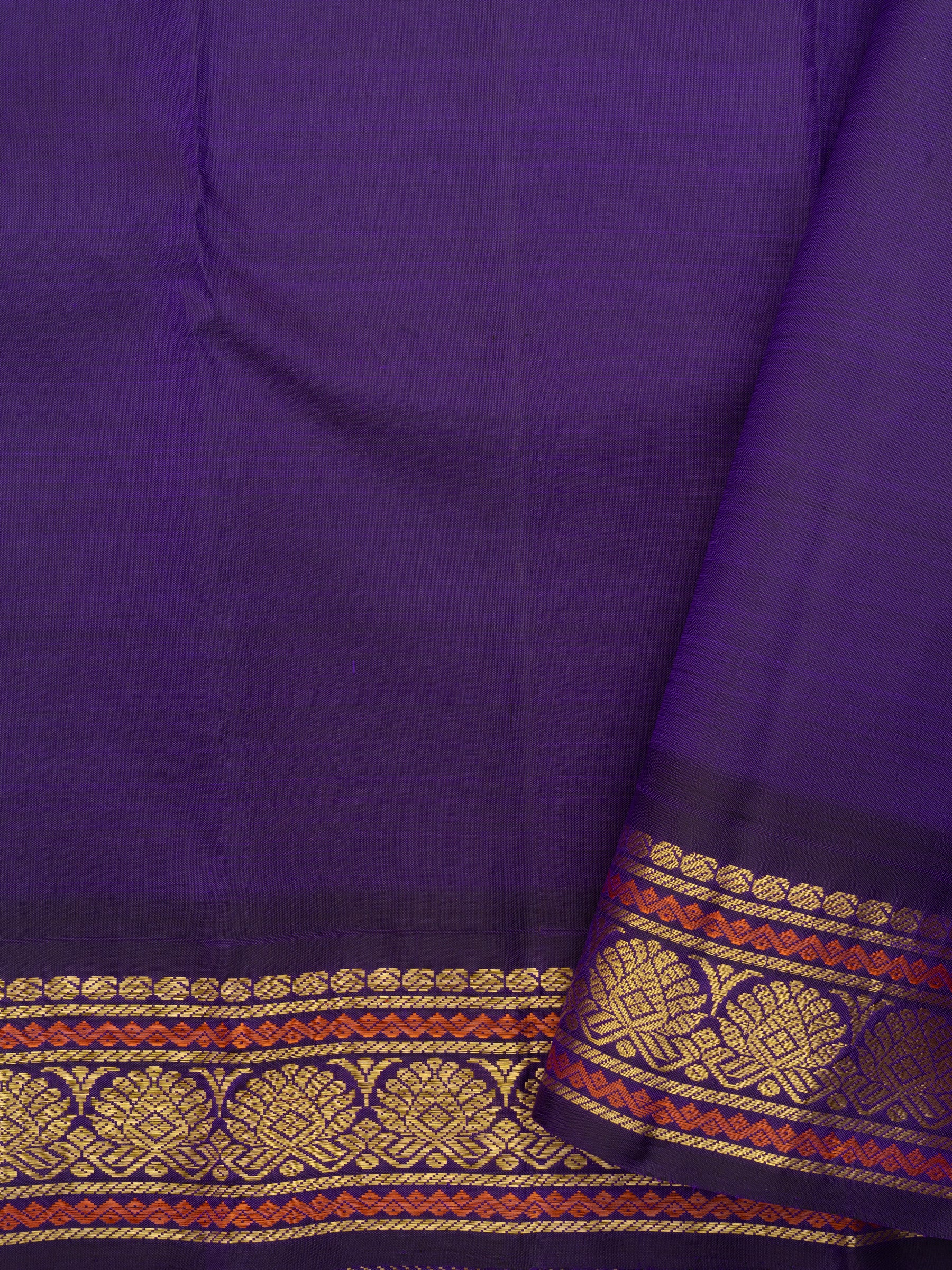 Sampanaga vintage border : Kanjipuram silk Saree CLSA7416