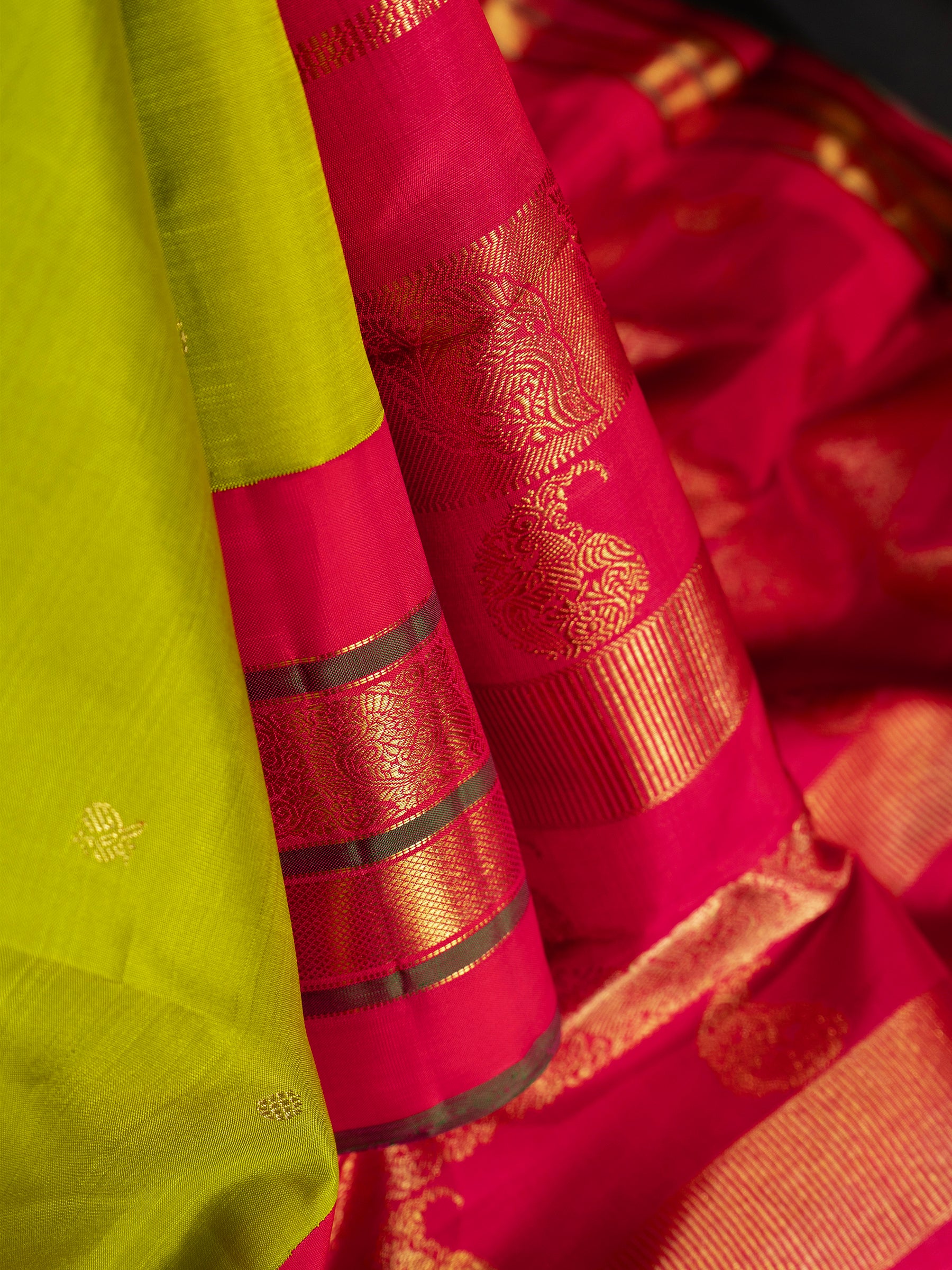 Green and pink varisapet border kai korvai / Kanjipuram silk Saree CLSA7750