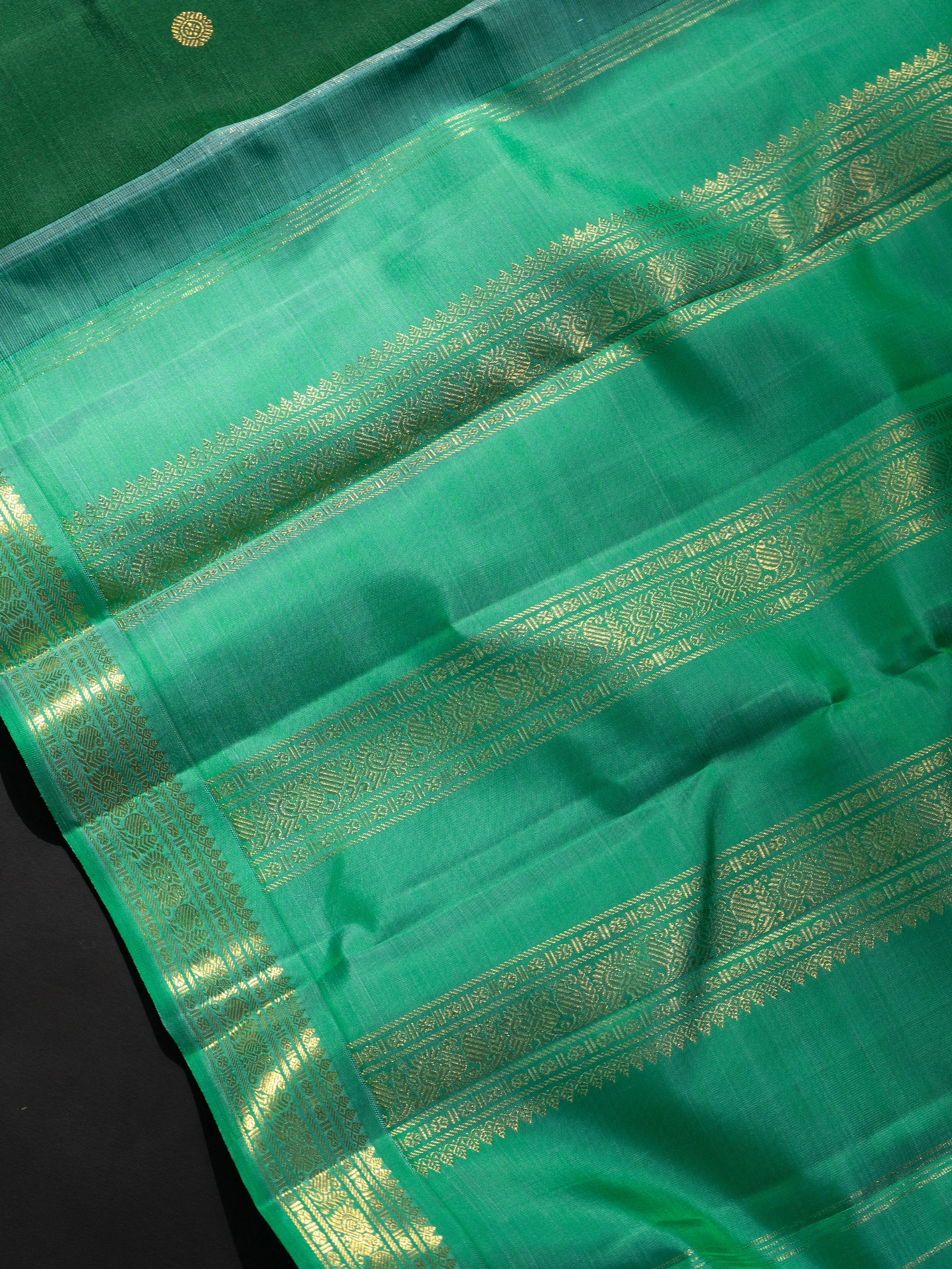 Small border Korvai / Kanjivaram Saree CLSA8271