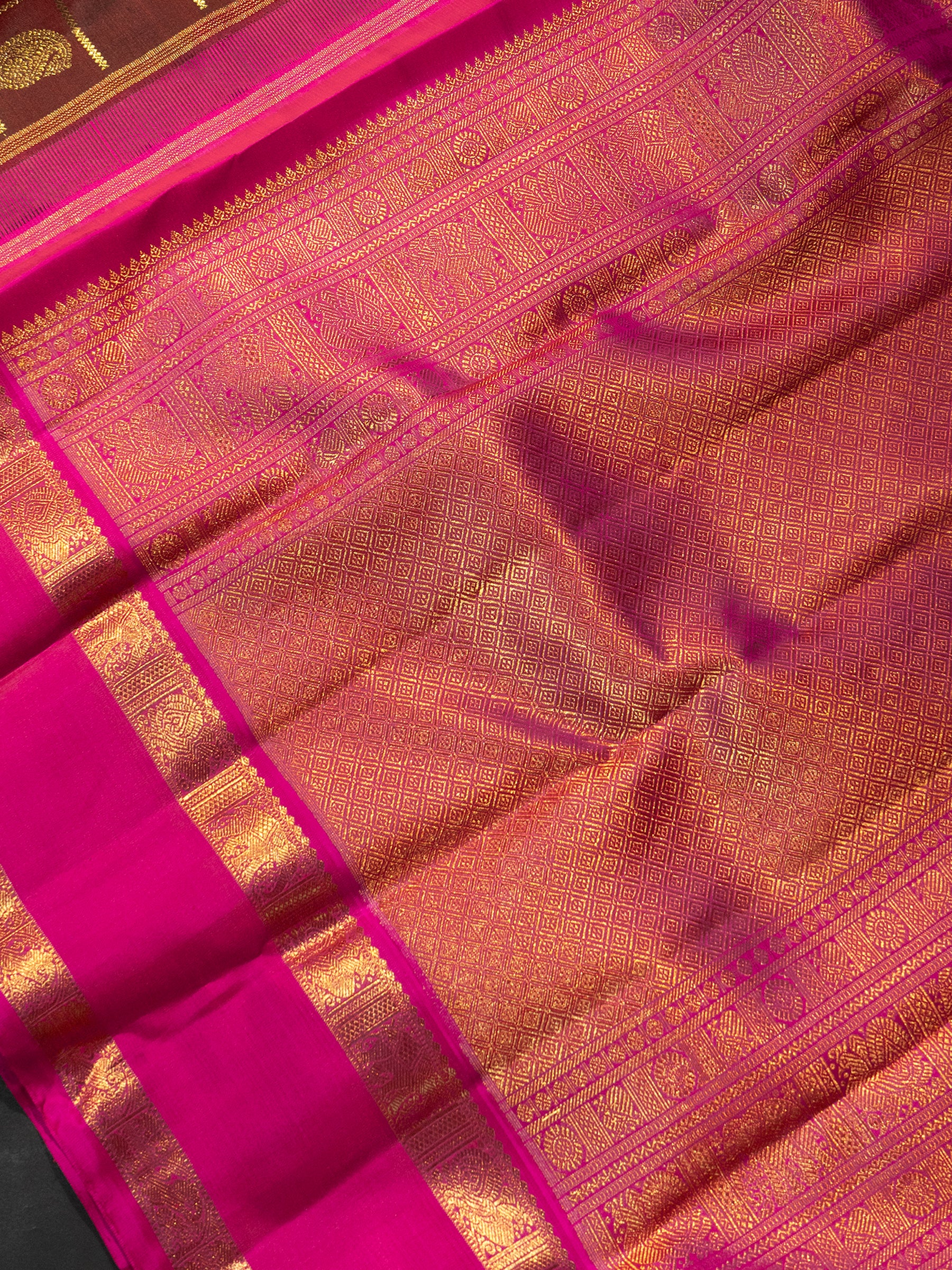 Bridlal edit : Paaku Kattam Butta / Kanjipuram Silk Saree CLSA8457