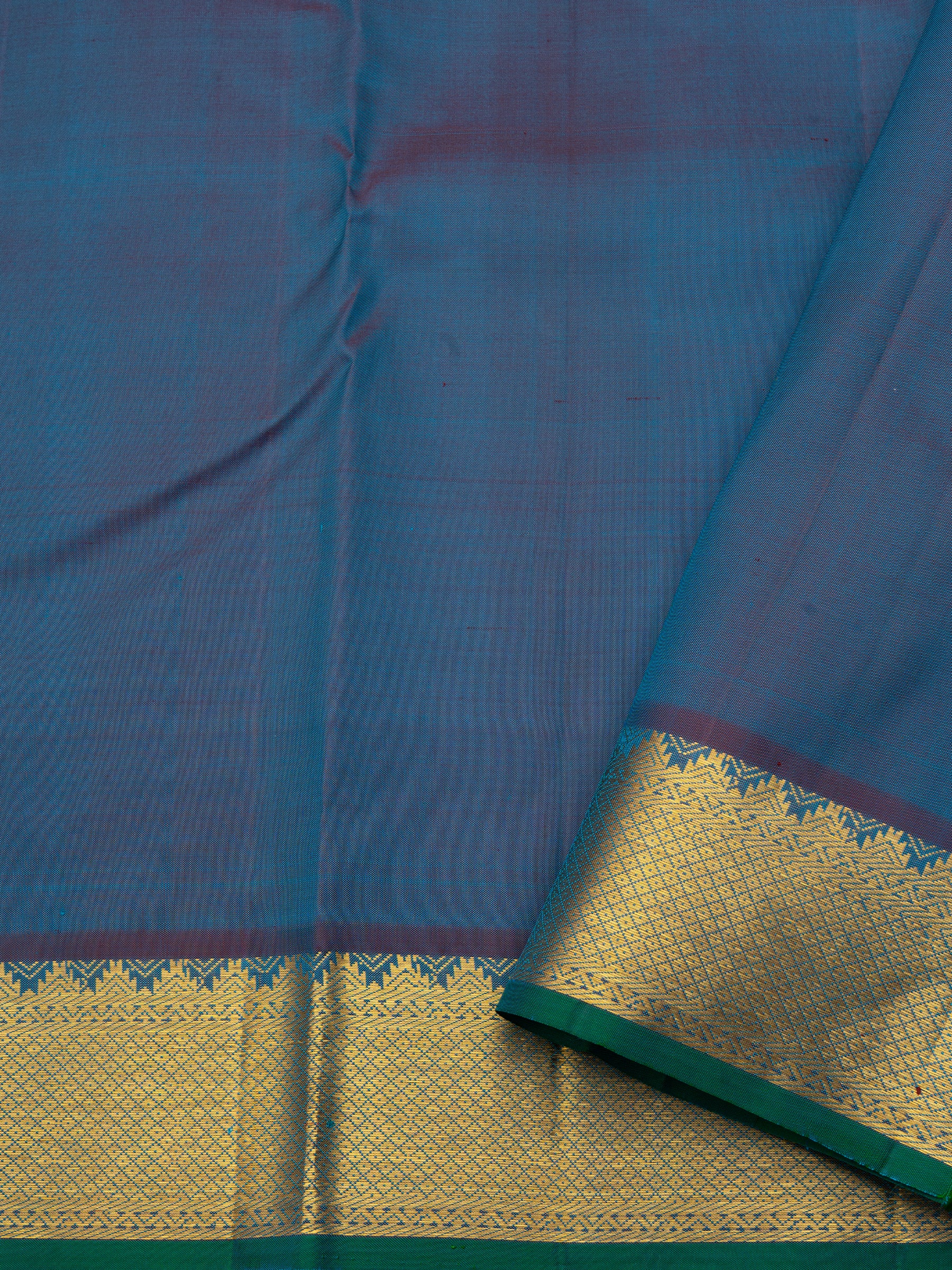 Sky blue and mayilkazhuthu blue/ Arani Silk Saree CLSA9032