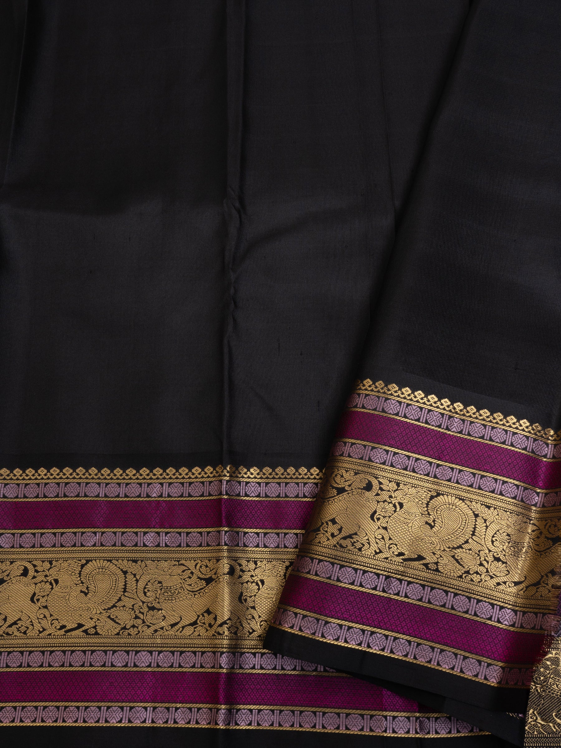Vendhayam manjal and black unique pallu /Special Edition Silk CLSA9837