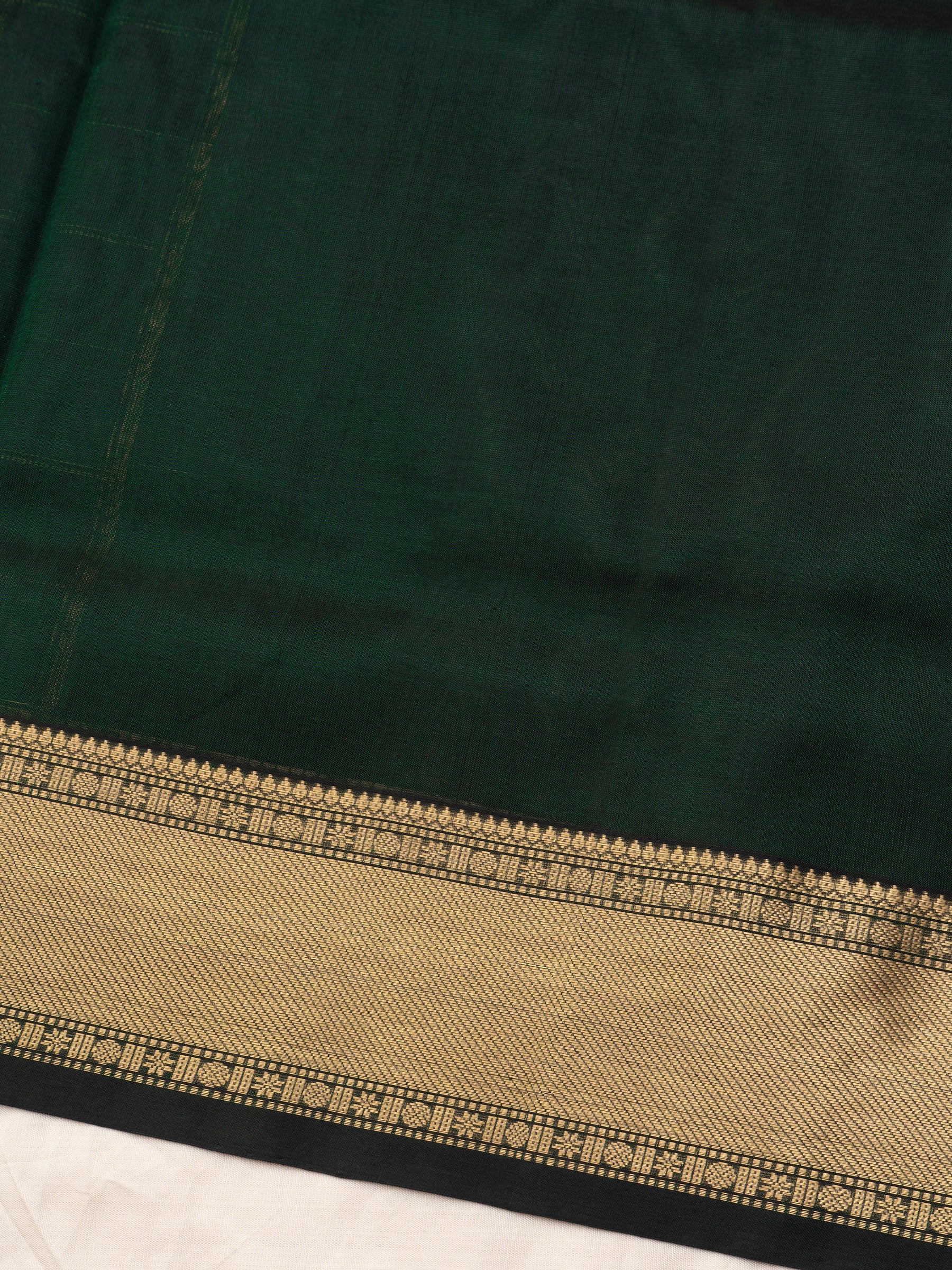 Dark green kattam butta / Premium Silk Cotton Saree CLSA10906