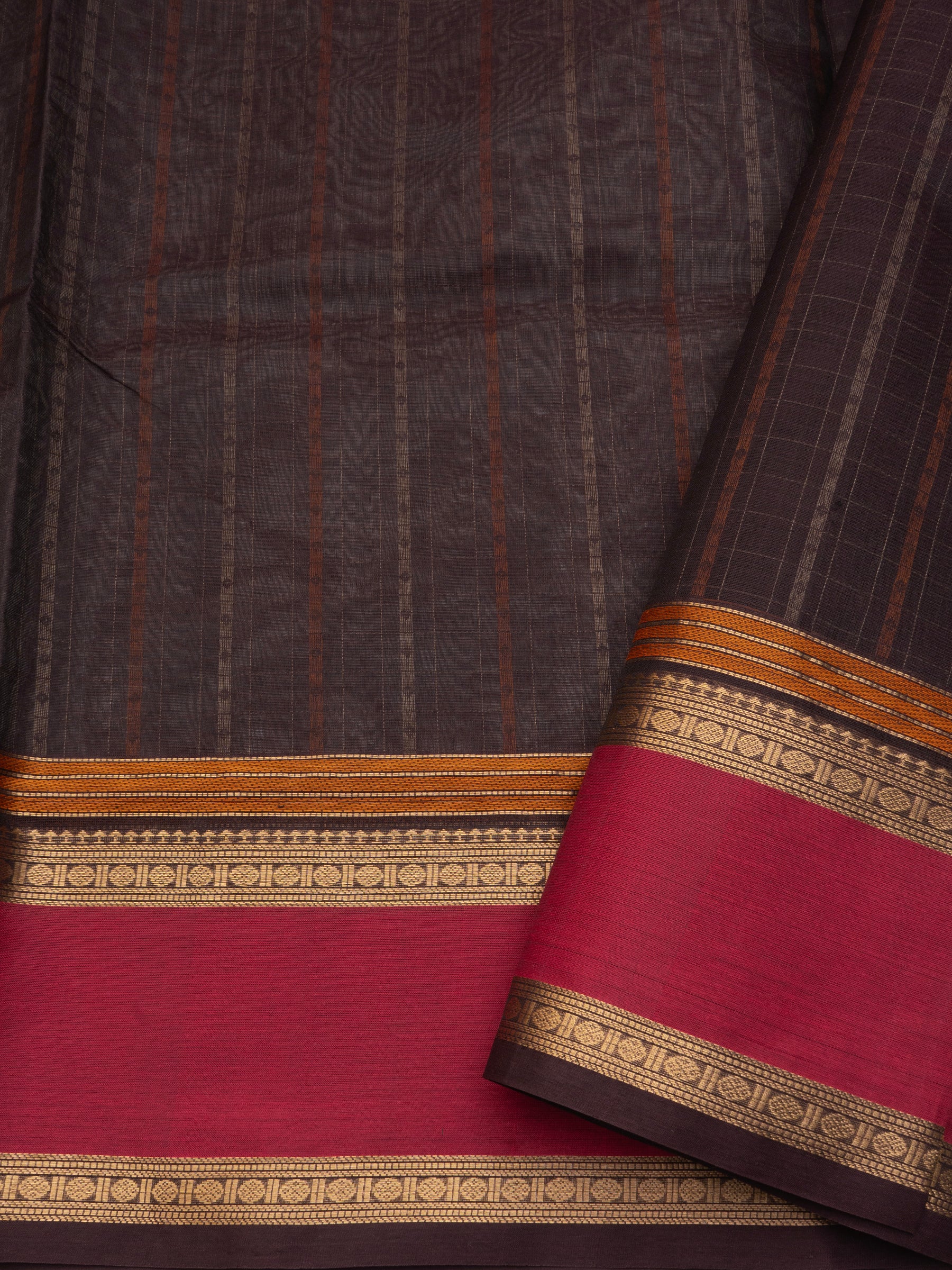 Brown lakshambutta/ Silk Cotton Saree CLSA10256