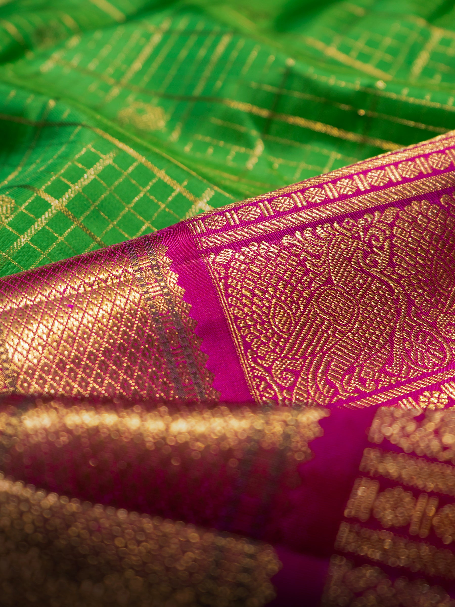 Green and pink zari kattam kai korvai 2gram / Kanjipuram silk Saree CLSA7711