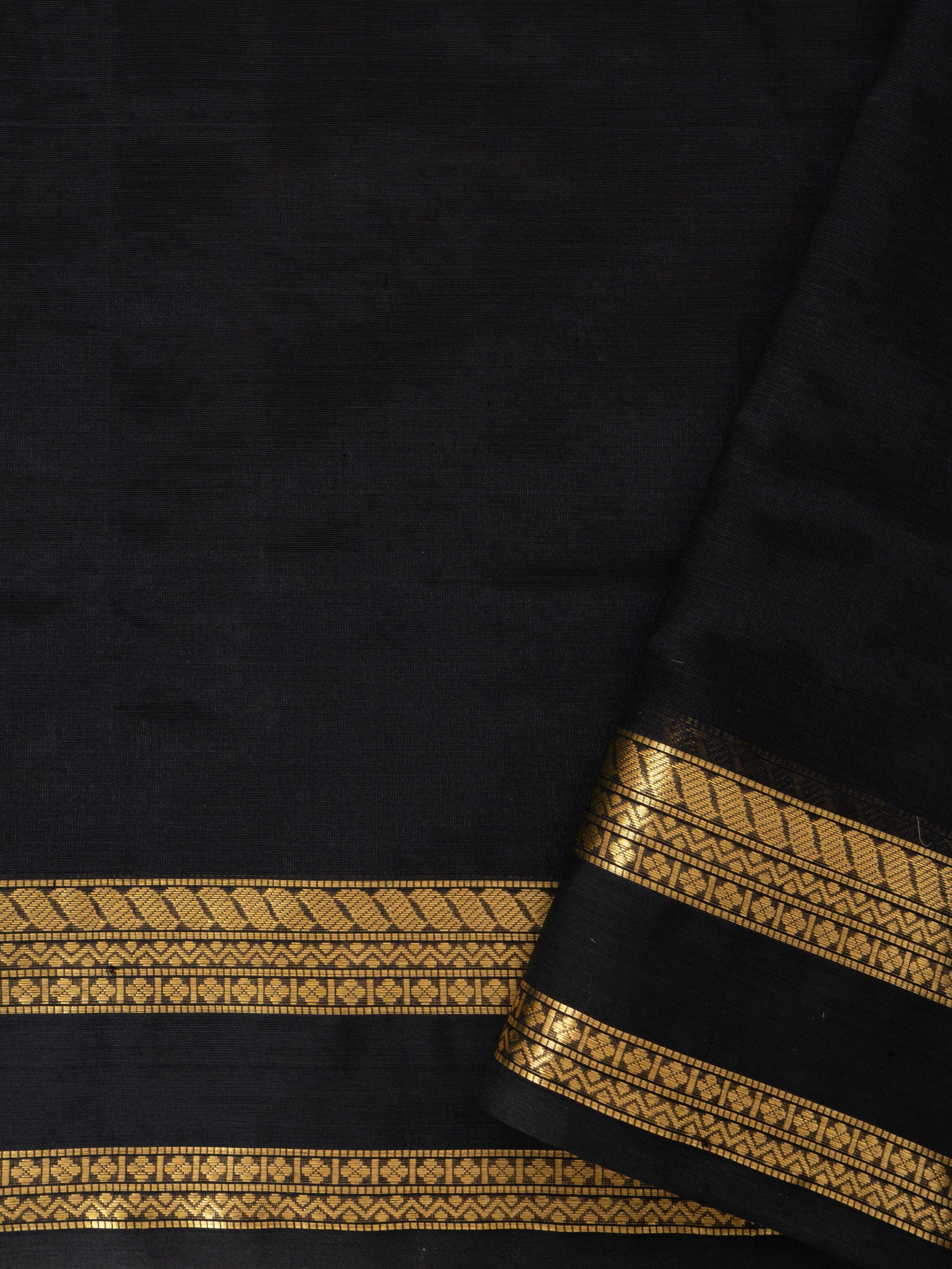 Black kolam butta / Silk Cotton Saree CLSA6382