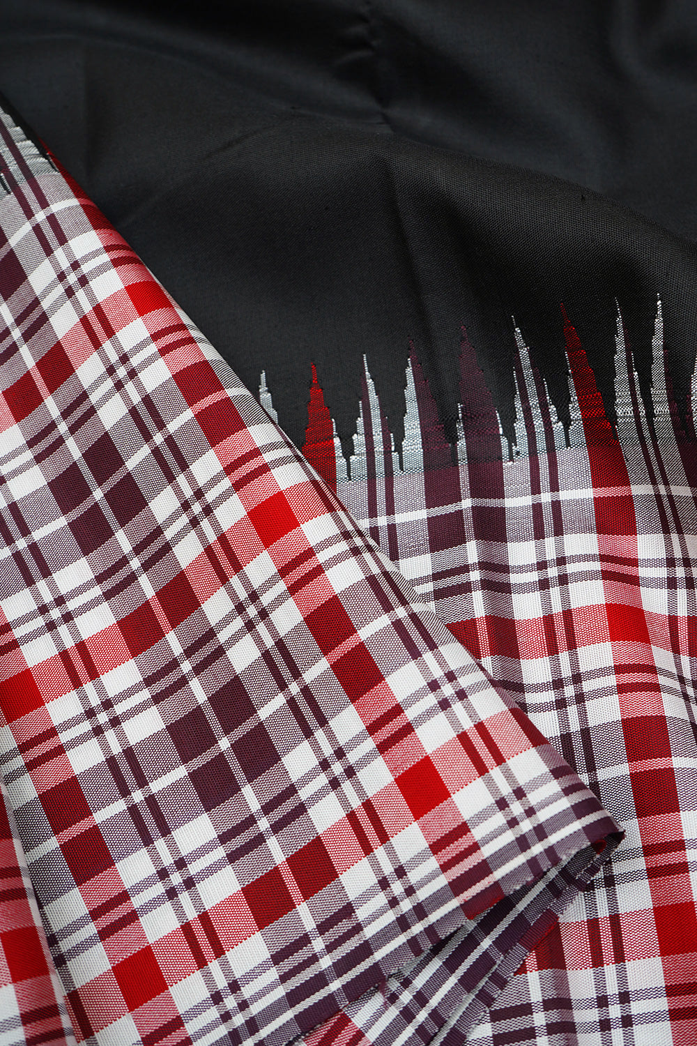 Black checked border - pallu and blouse / kanjipuram silk