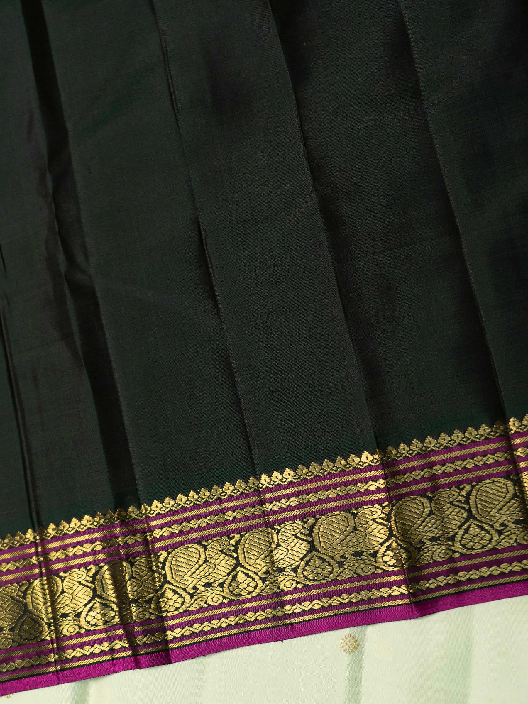 Off white adai Kai Korvai Kanjipuram Silk Saree CLSA10020