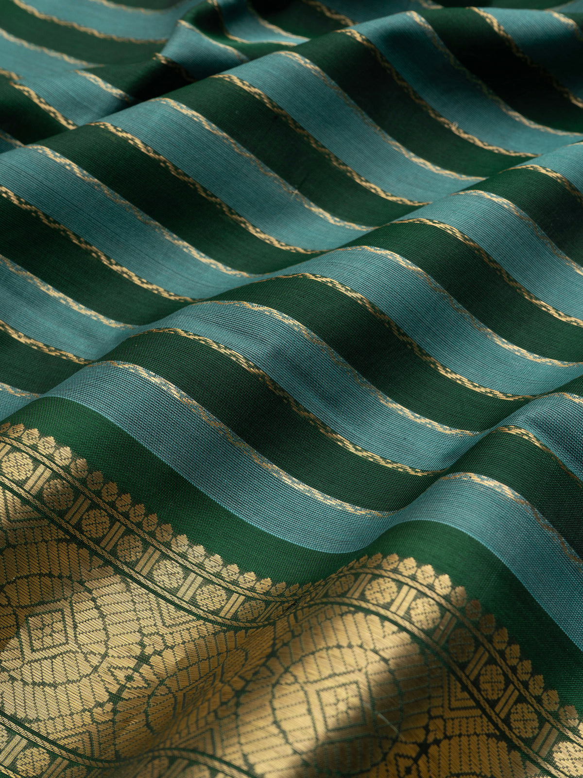 Veldhari Premium / Silk Cotton Saree CLSA11482